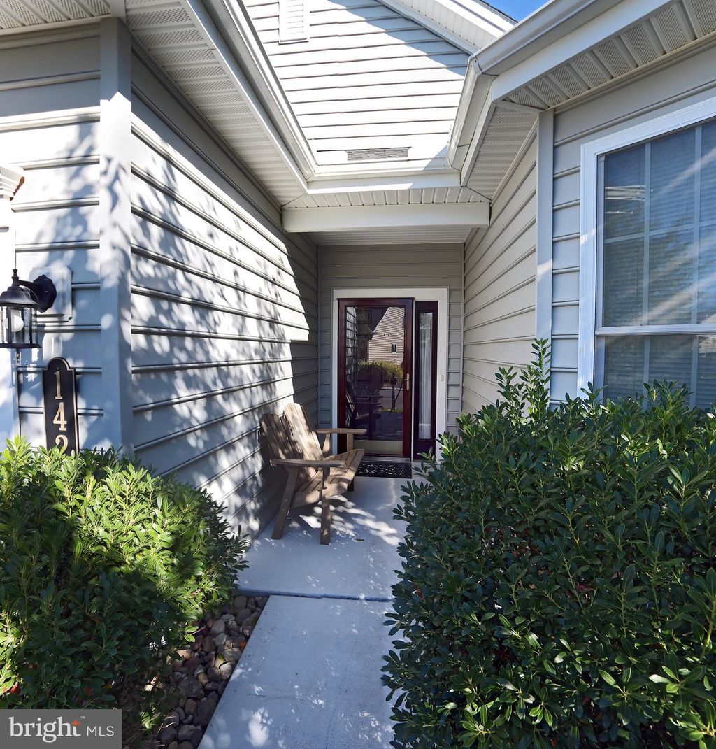 Photo of 1428 EMERSON DR, MOUNT JOY, PA 17552 (MLS # PALA2025544)