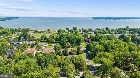 Homes For Sale - 110 Lake View Drive<br/> Anne Arundel County, ANNAPOLIS, MD 21403