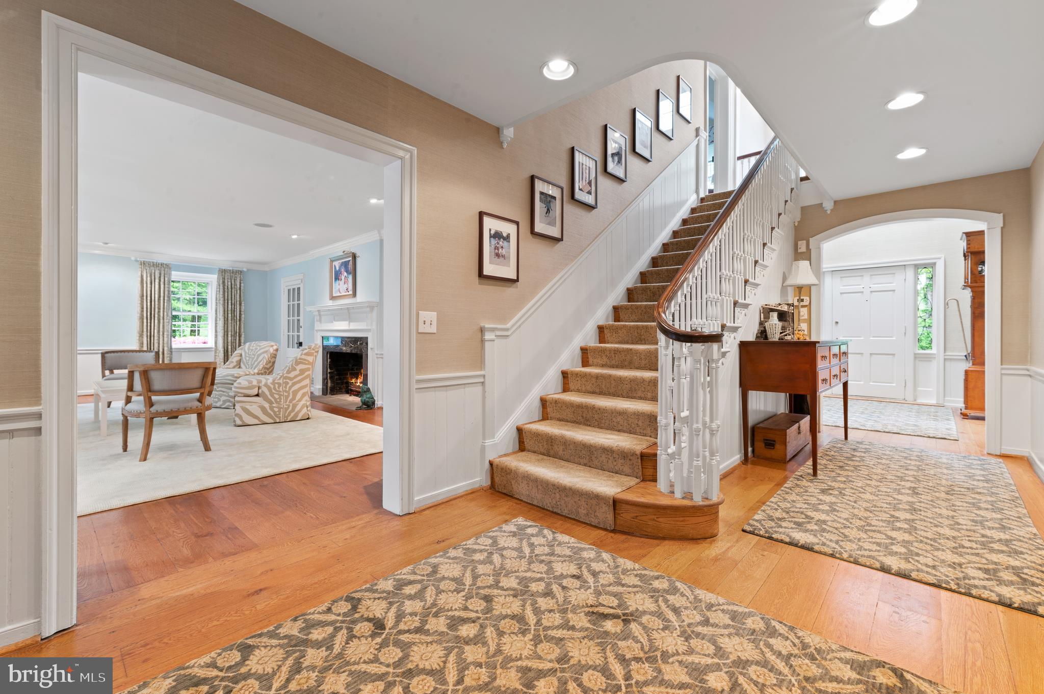 GLADWYNE - Residential