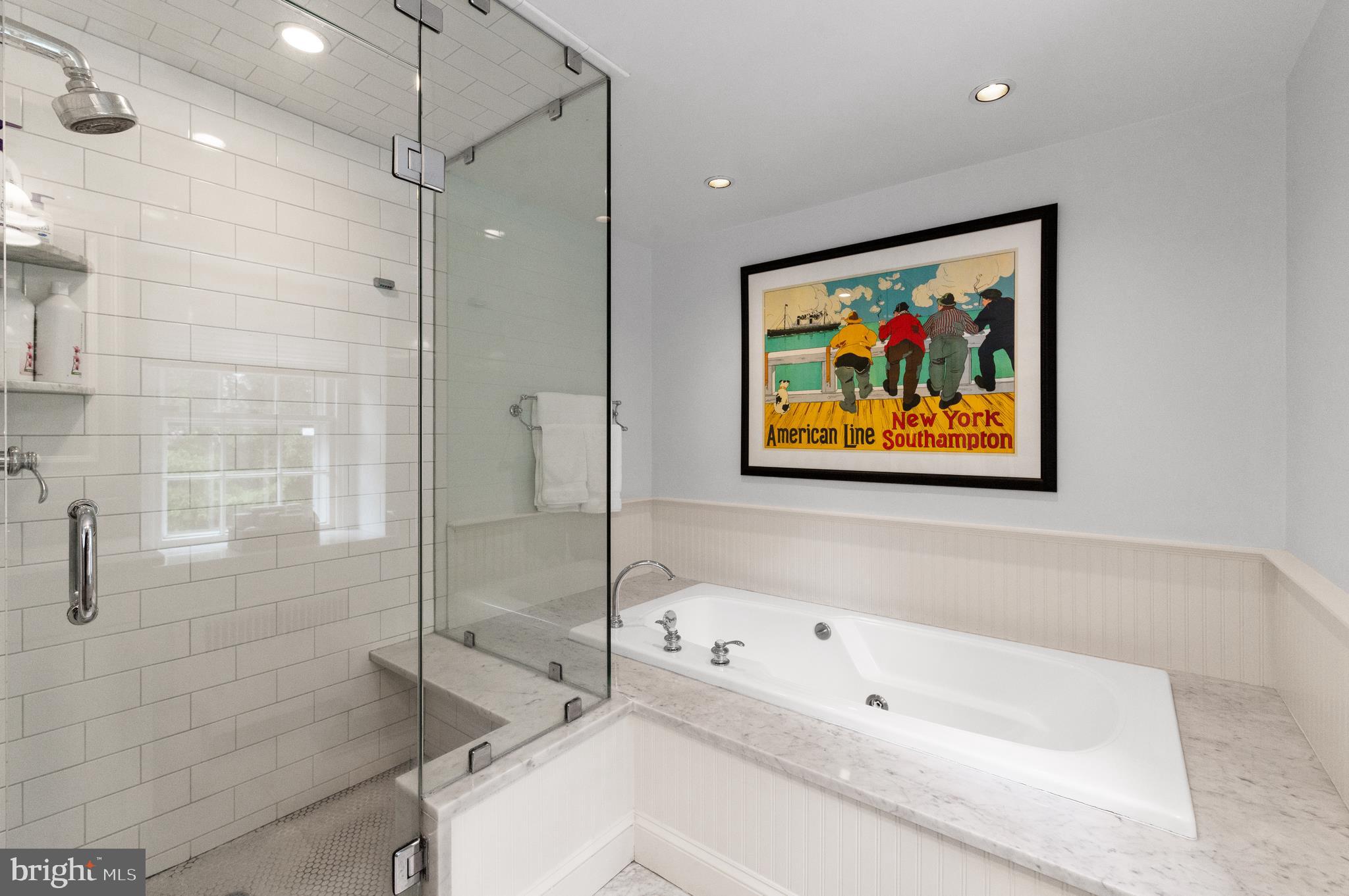 GLADWYNE - Residential