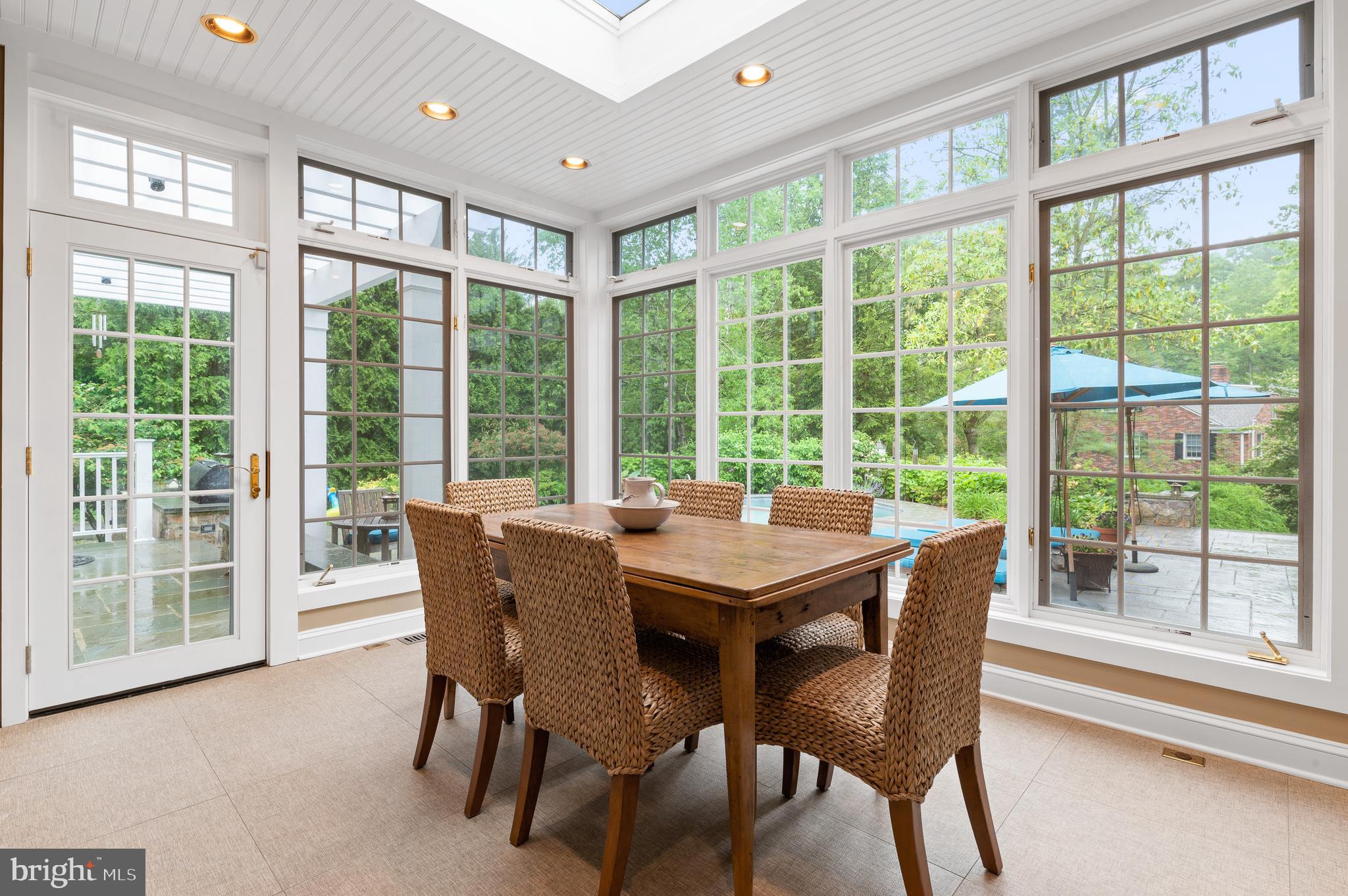 GLADWYNE - Residential