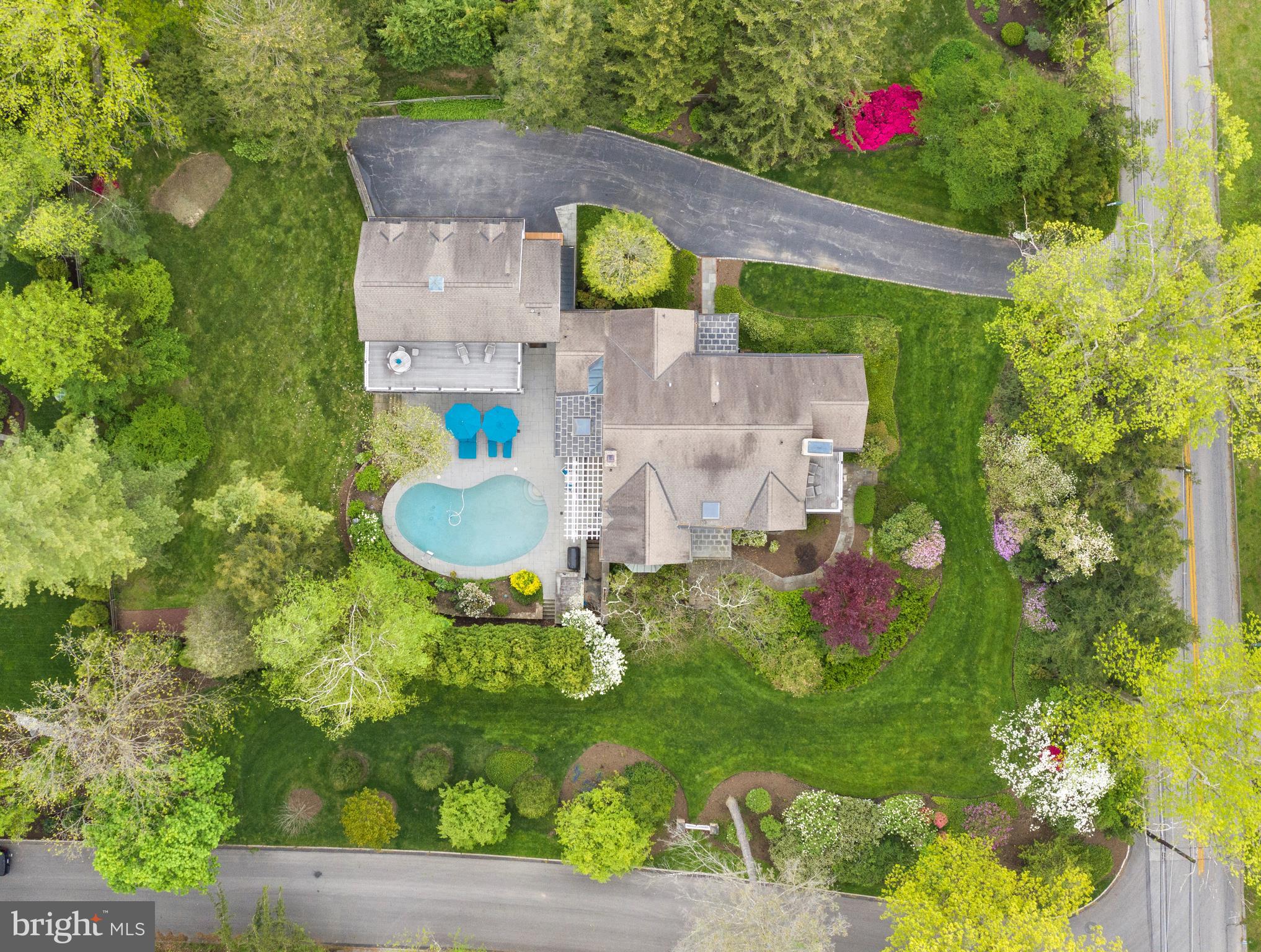 GLADWYNE - Residential