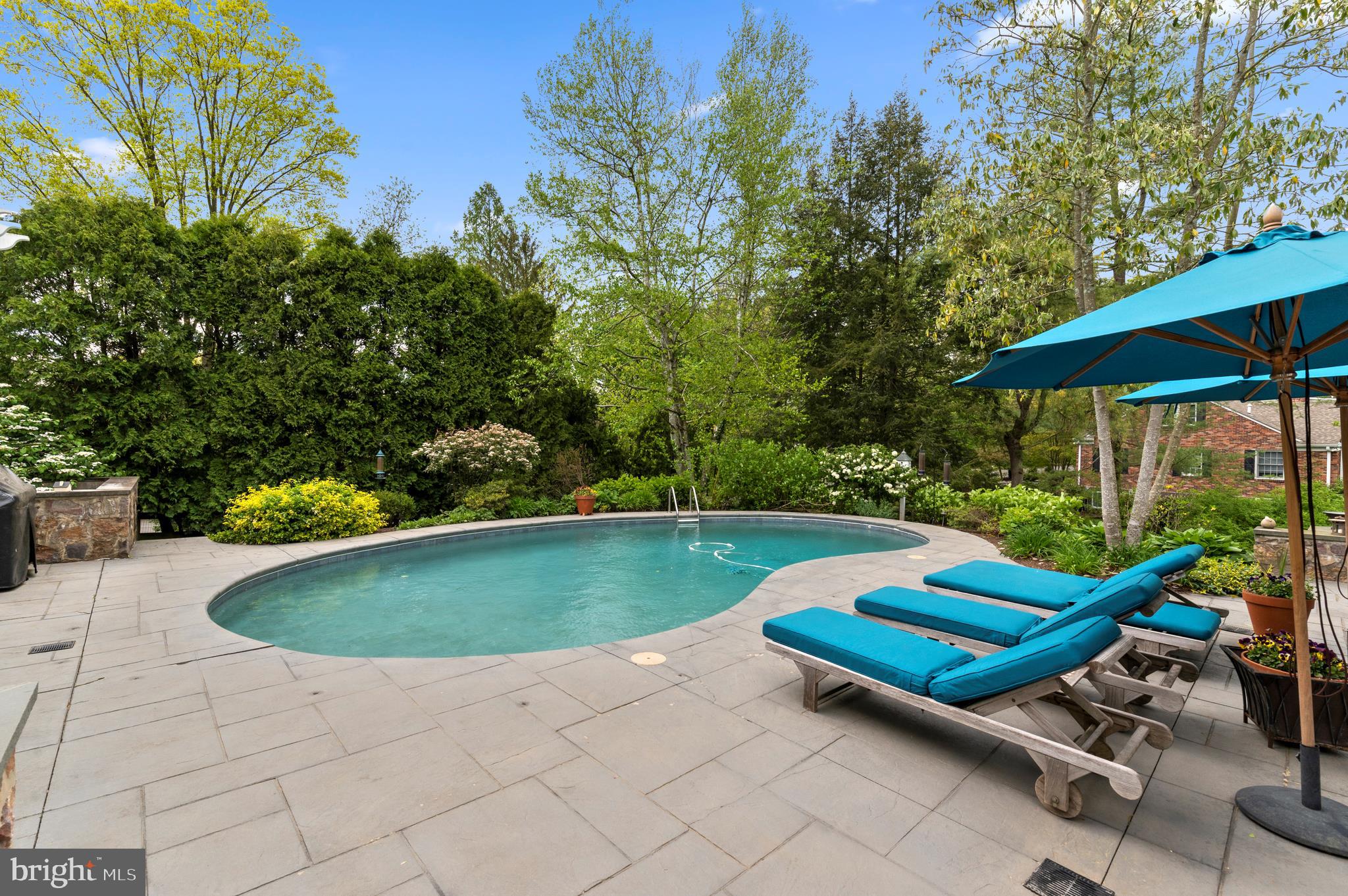 GLADWYNE - Residential