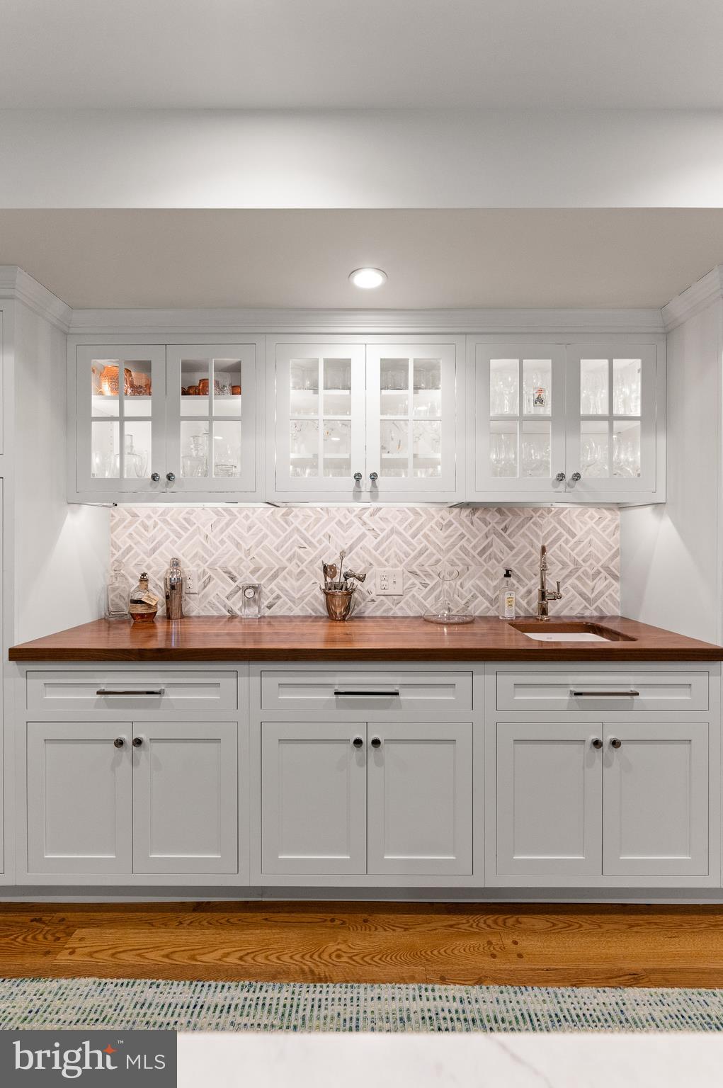 GLADWYNE - Residential