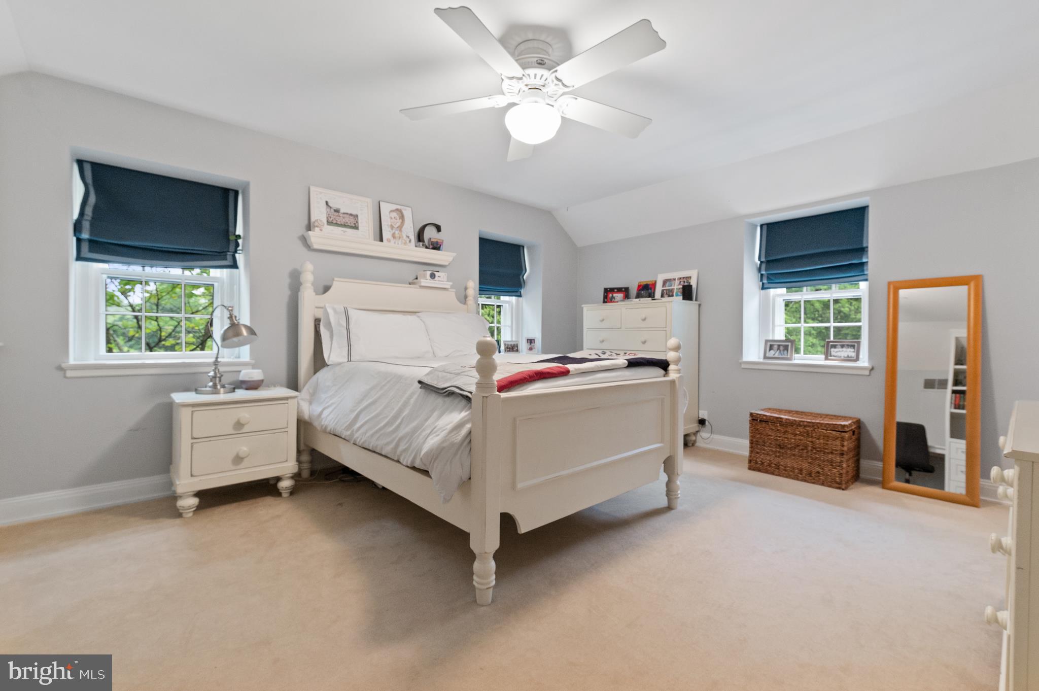 GLADWYNE - Residential