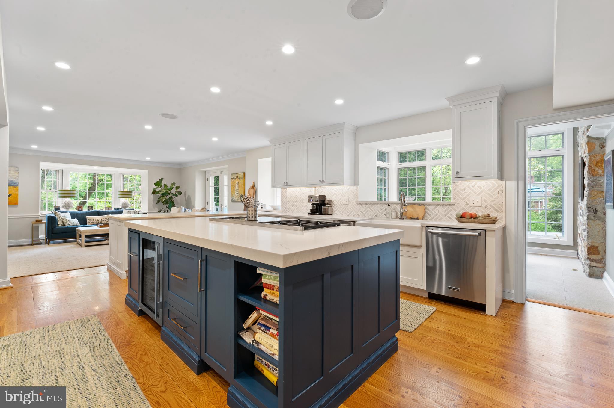 GLADWYNE - Residential