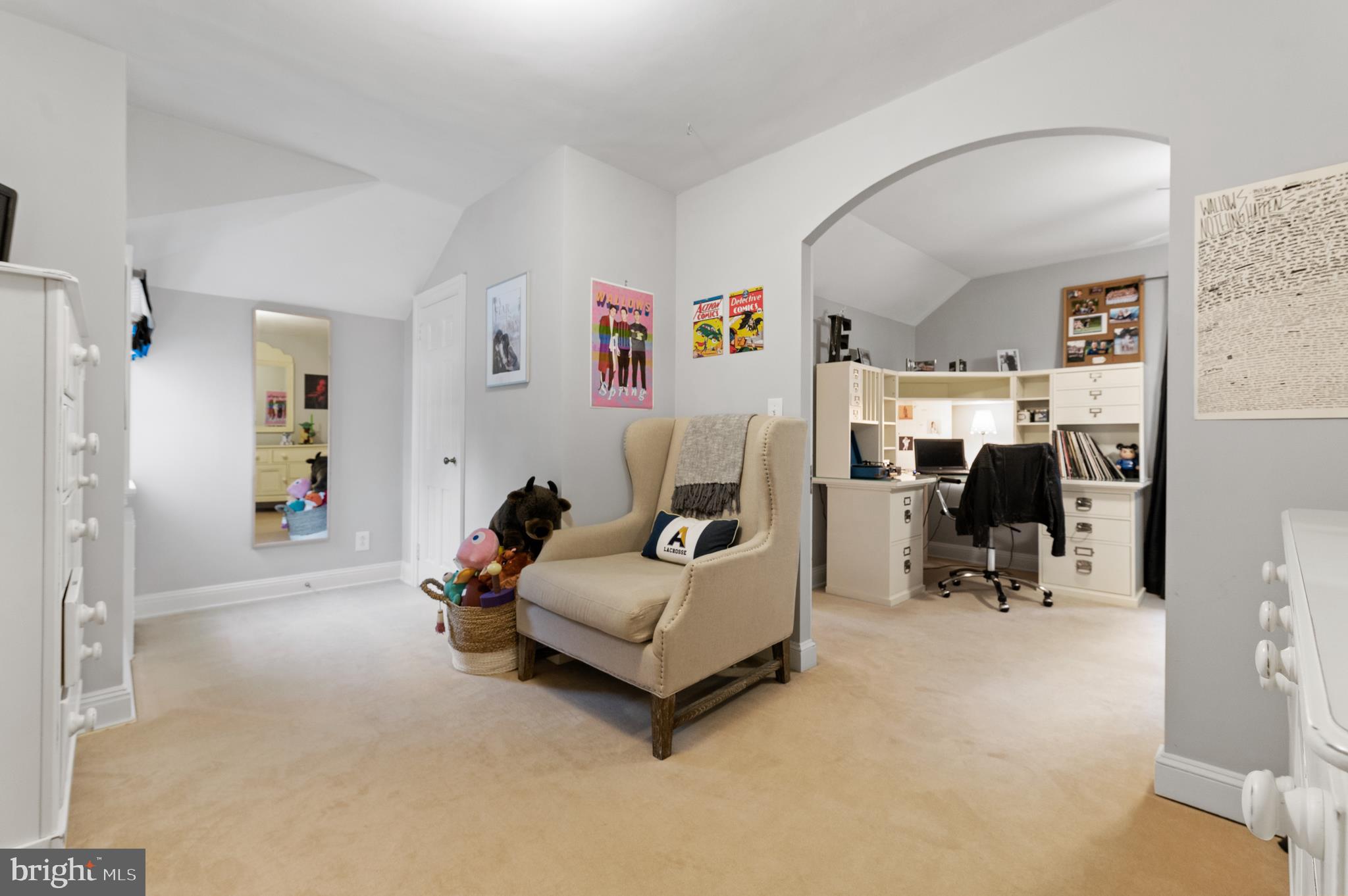 GLADWYNE - Residential