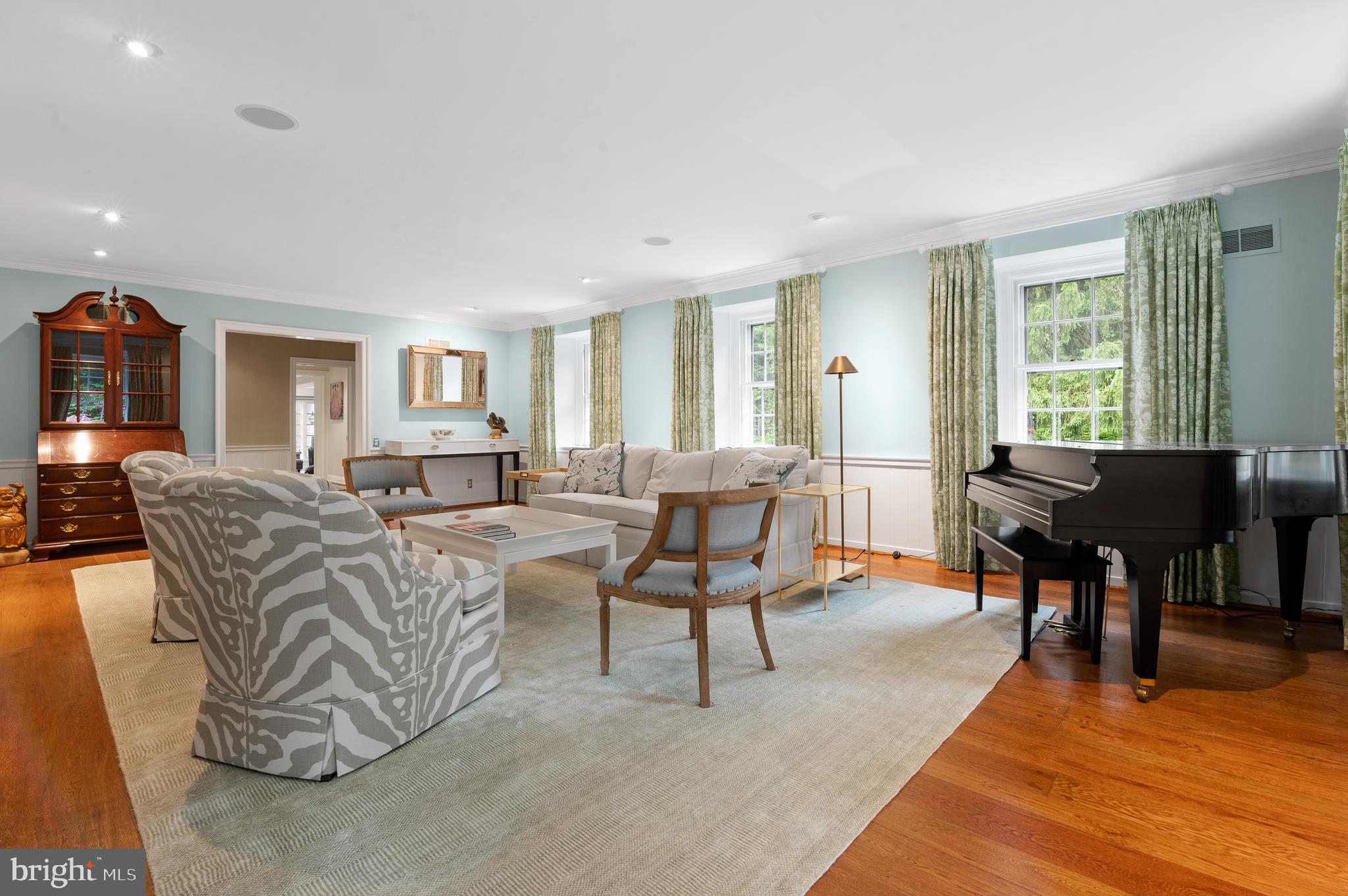 GLADWYNE - Residential