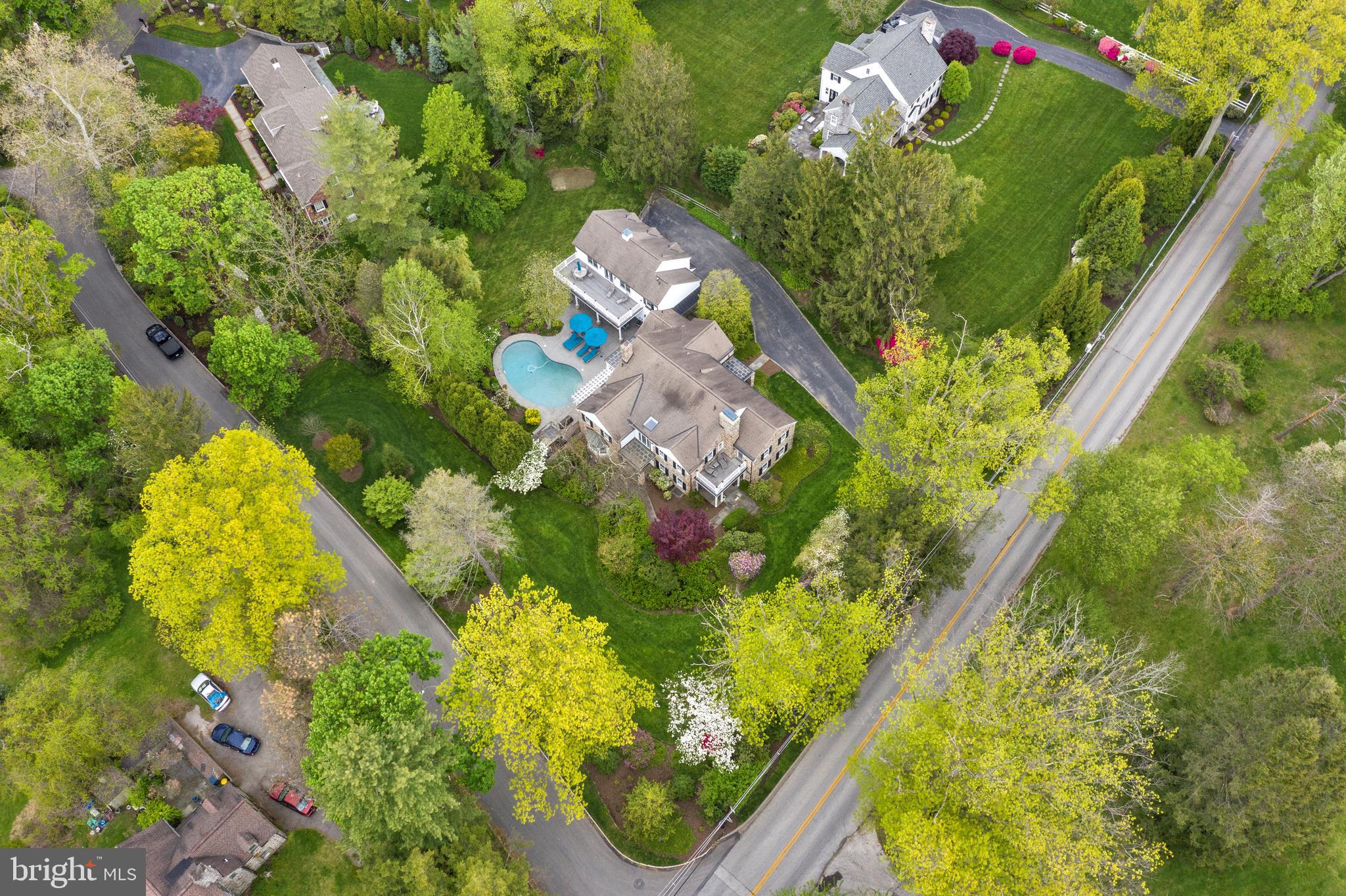 GLADWYNE - Residential