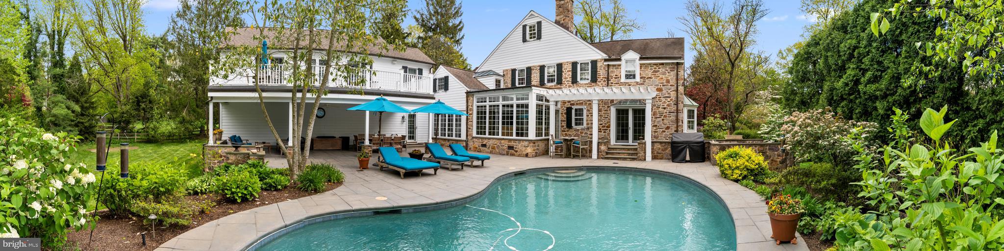 GLADWYNE - Residential