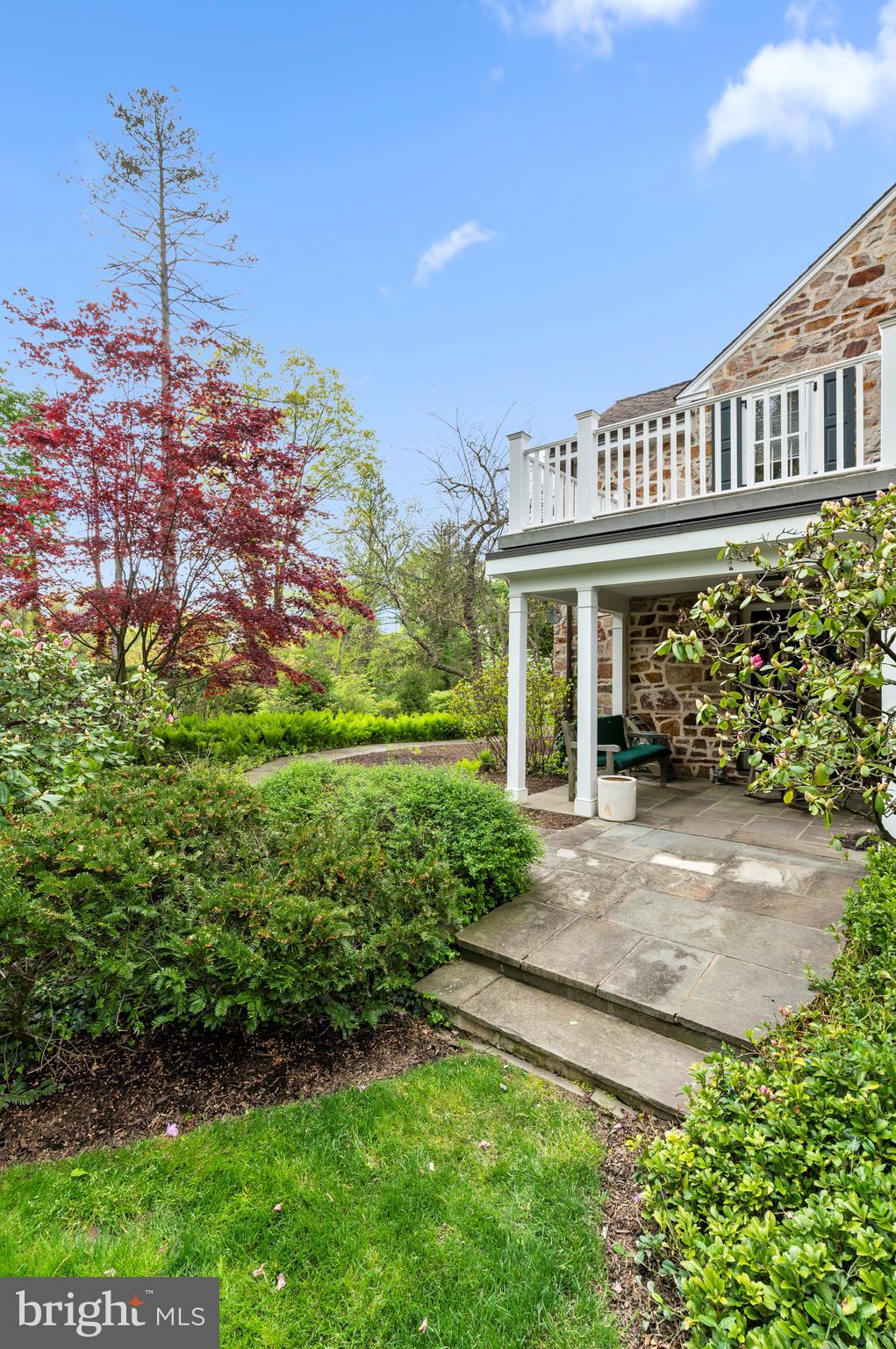 GLADWYNE - Residential