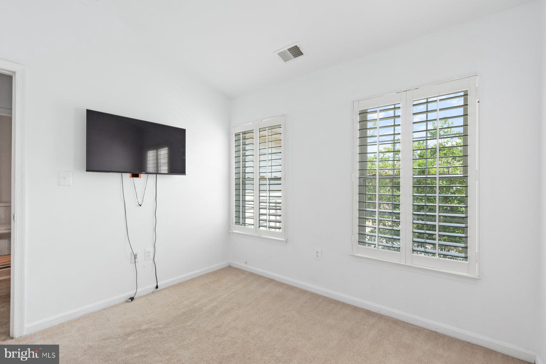 WOODMORE SOUTH - Residential