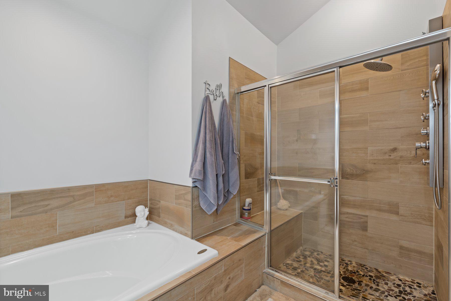 WOODMORE SOUTH - Residential