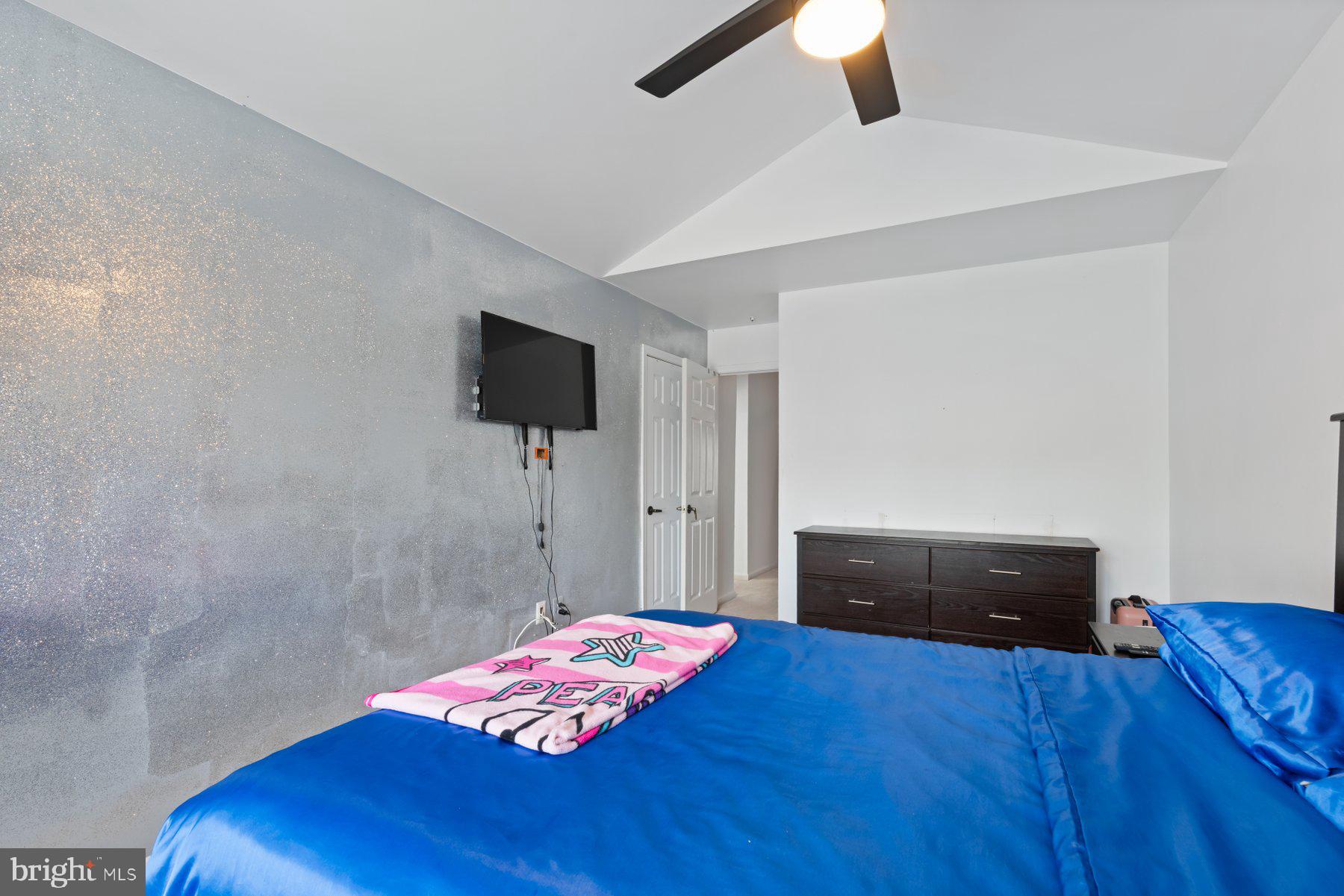 WOODMORE SOUTH - Residential