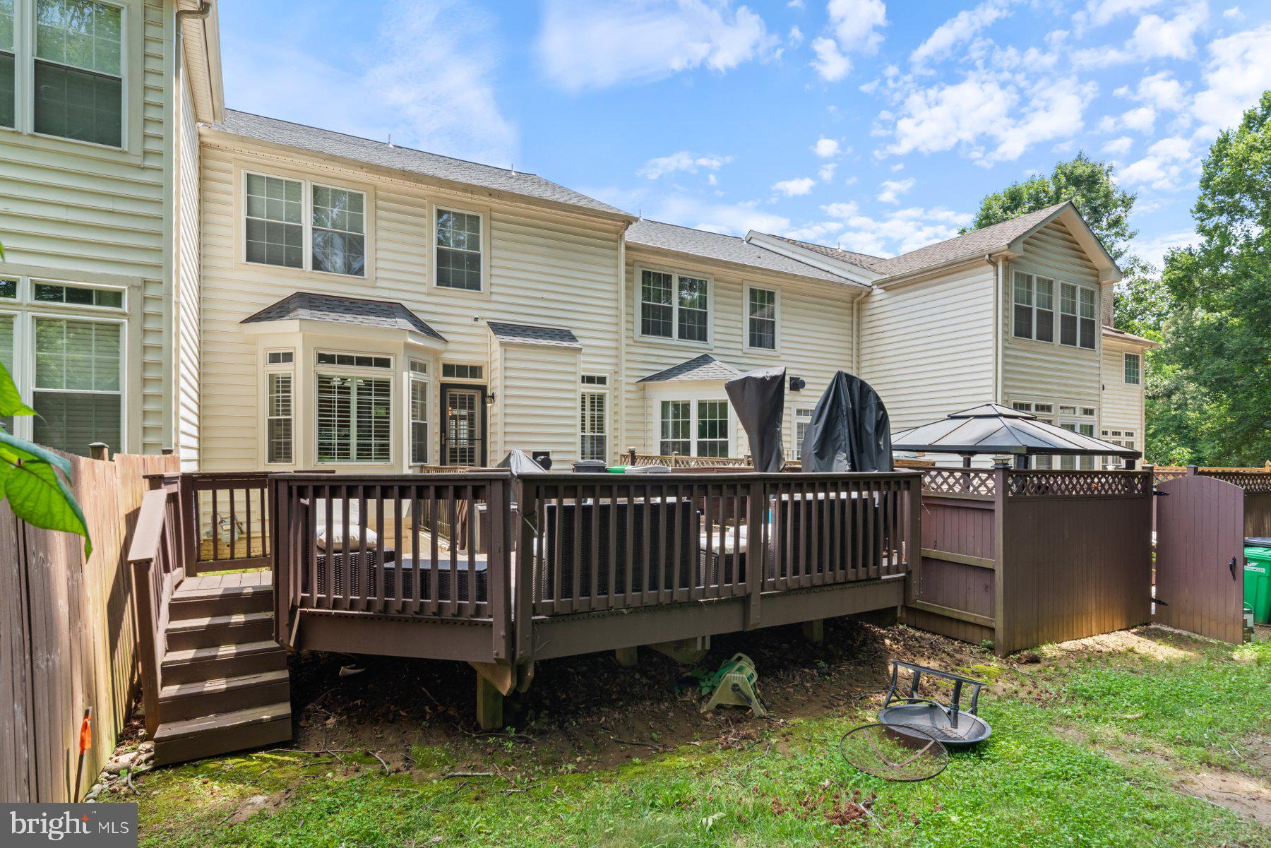 WOODMORE SOUTH - Residential