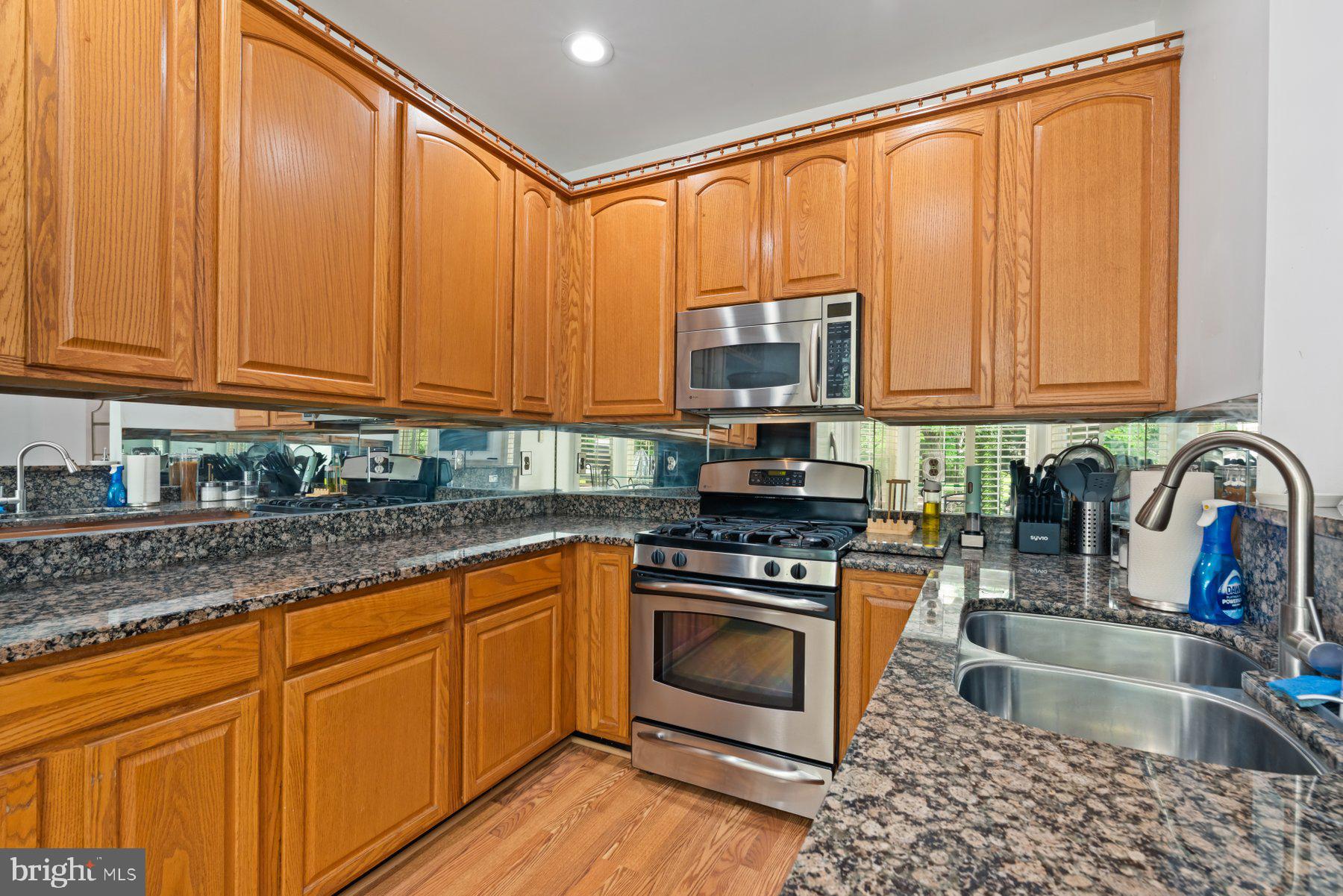 WOODMORE SOUTH - Residential