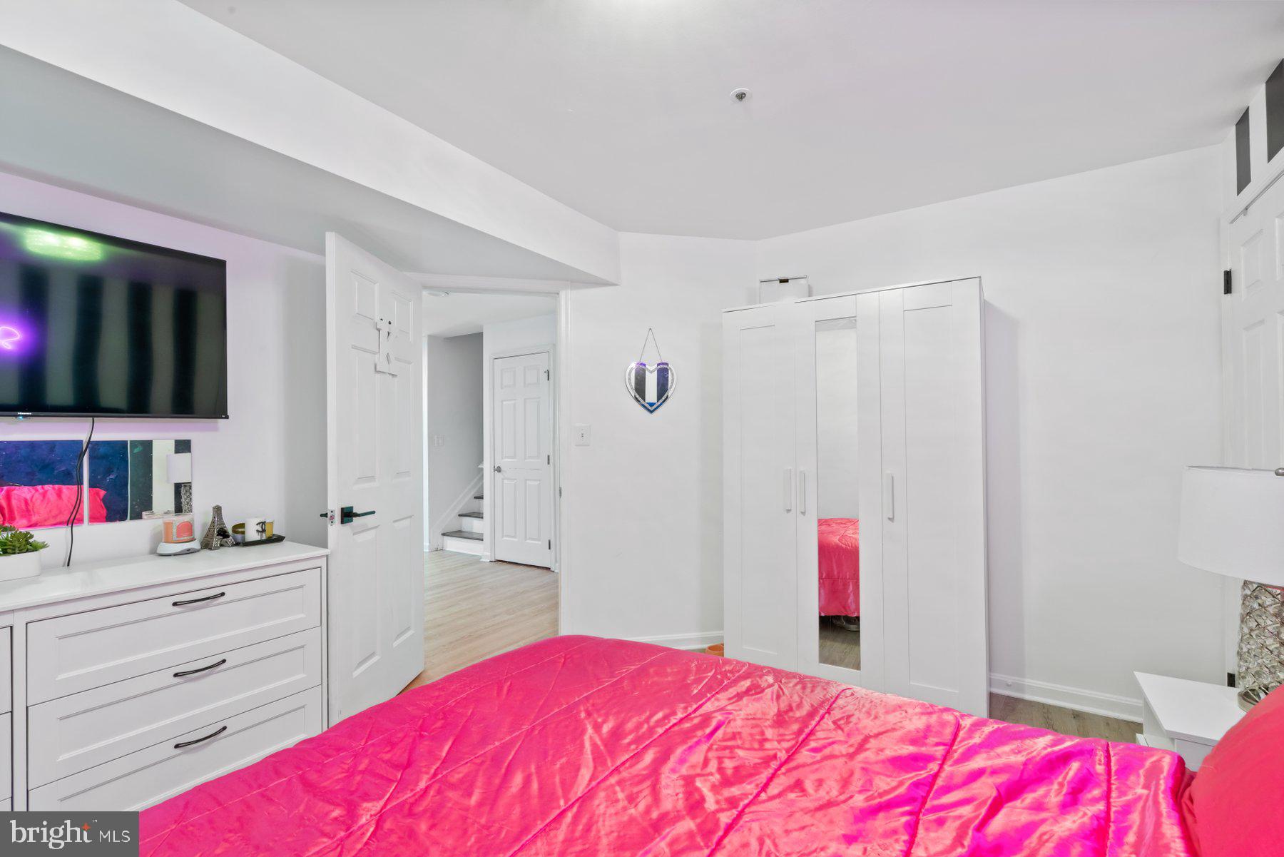 WOODMORE SOUTH - Residential