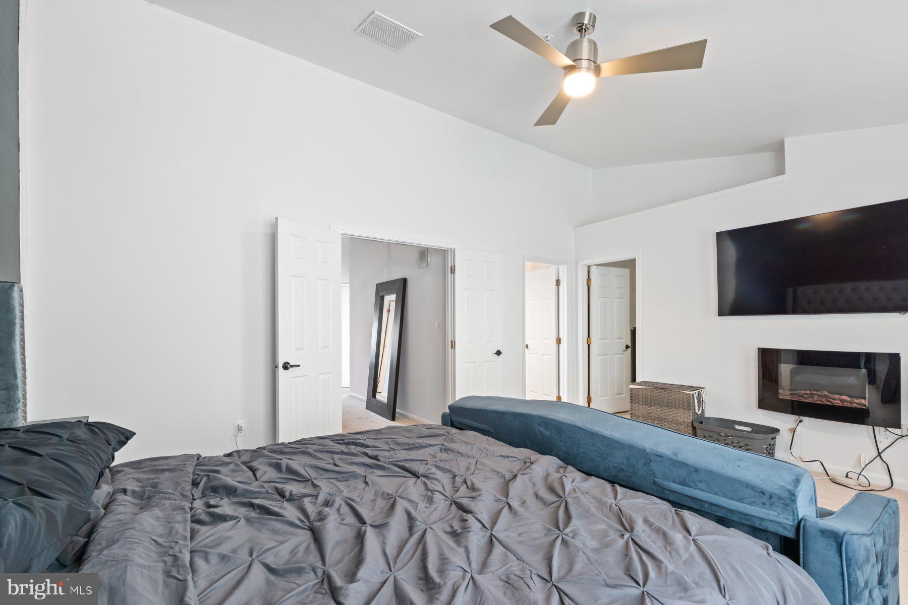 WOODMORE SOUTH - Residential