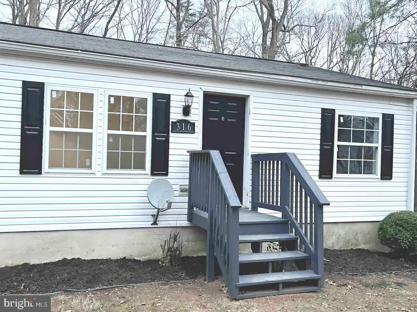 316 THUNDERBIRD DRIVE