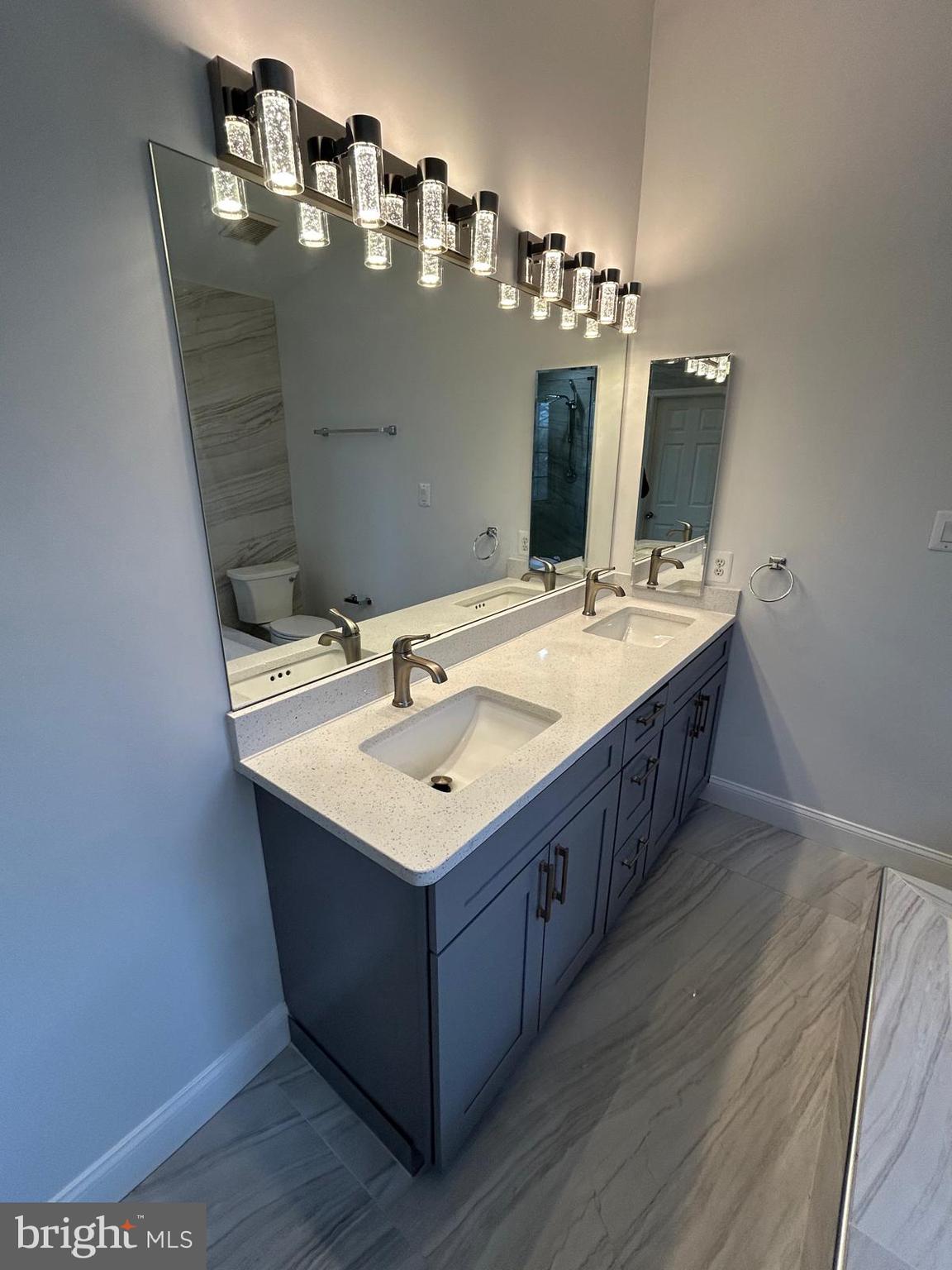 JAMES CREEK - Residential