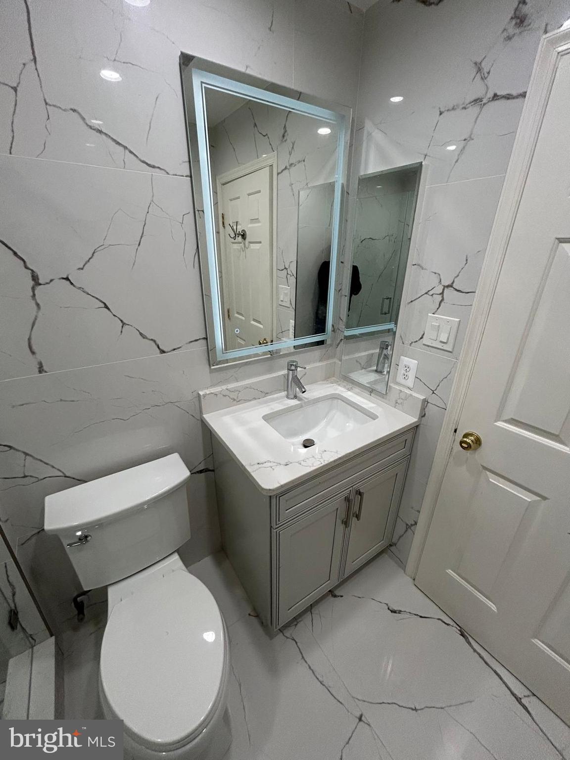 JAMES CREEK - Residential