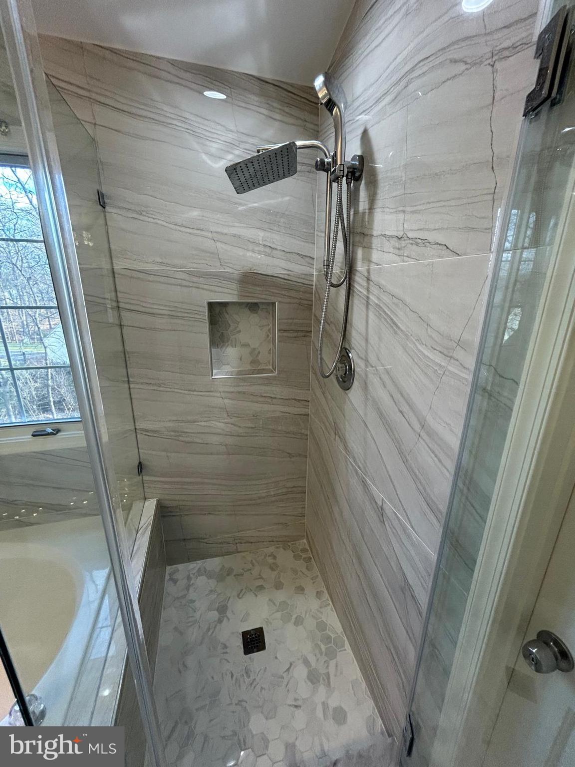 JAMES CREEK - Residential