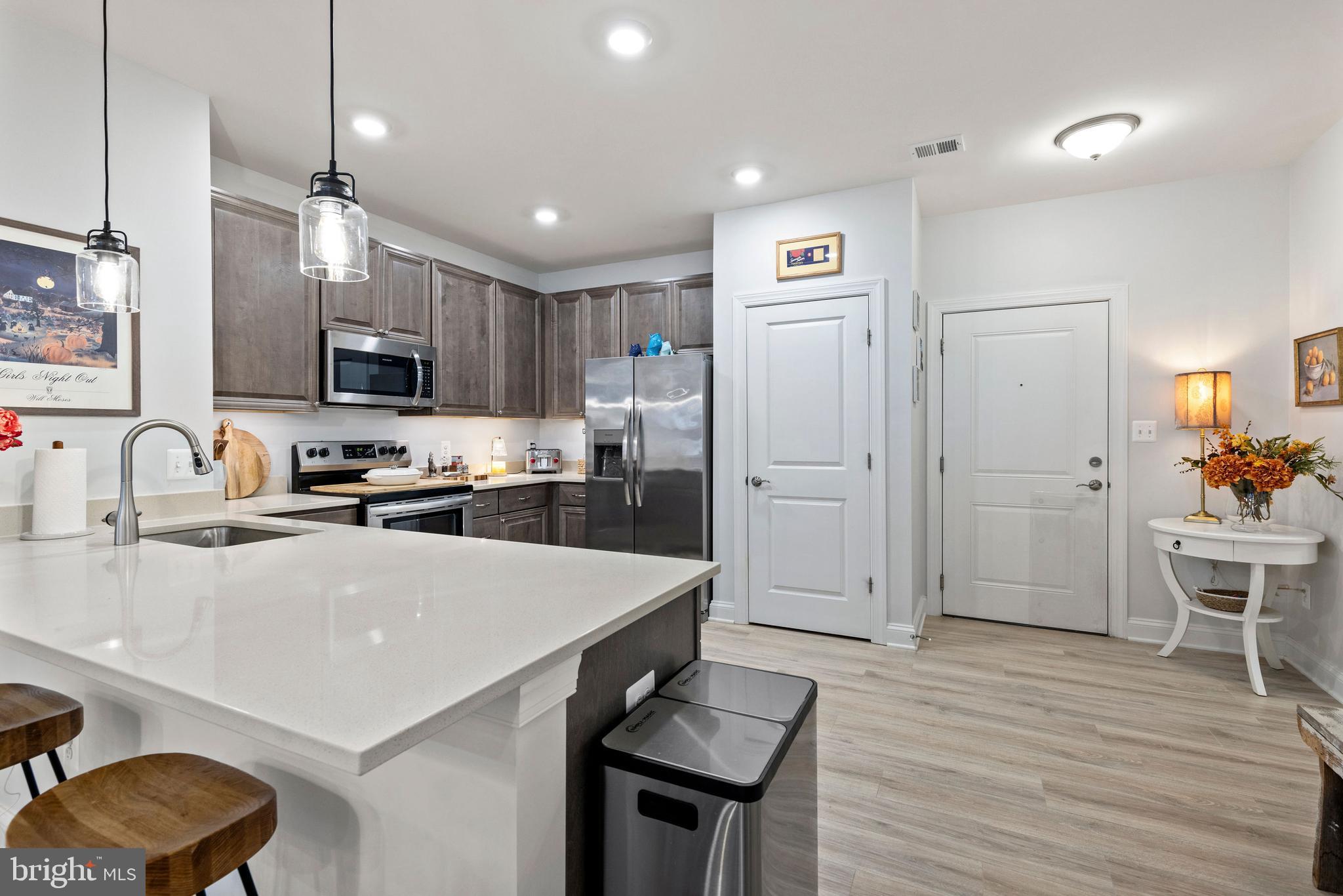 403 BOLD RULER COURT 405