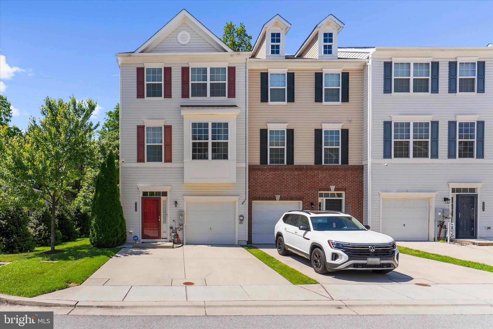 8428 MEADOWLARK LANE