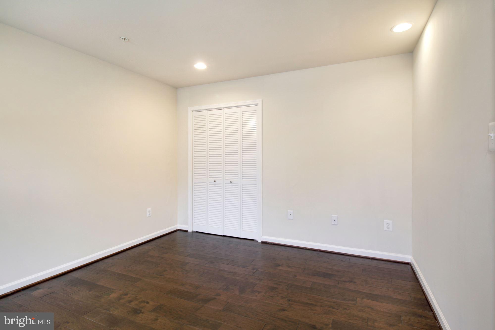 DORCHESTER VIEW - Residential Lease