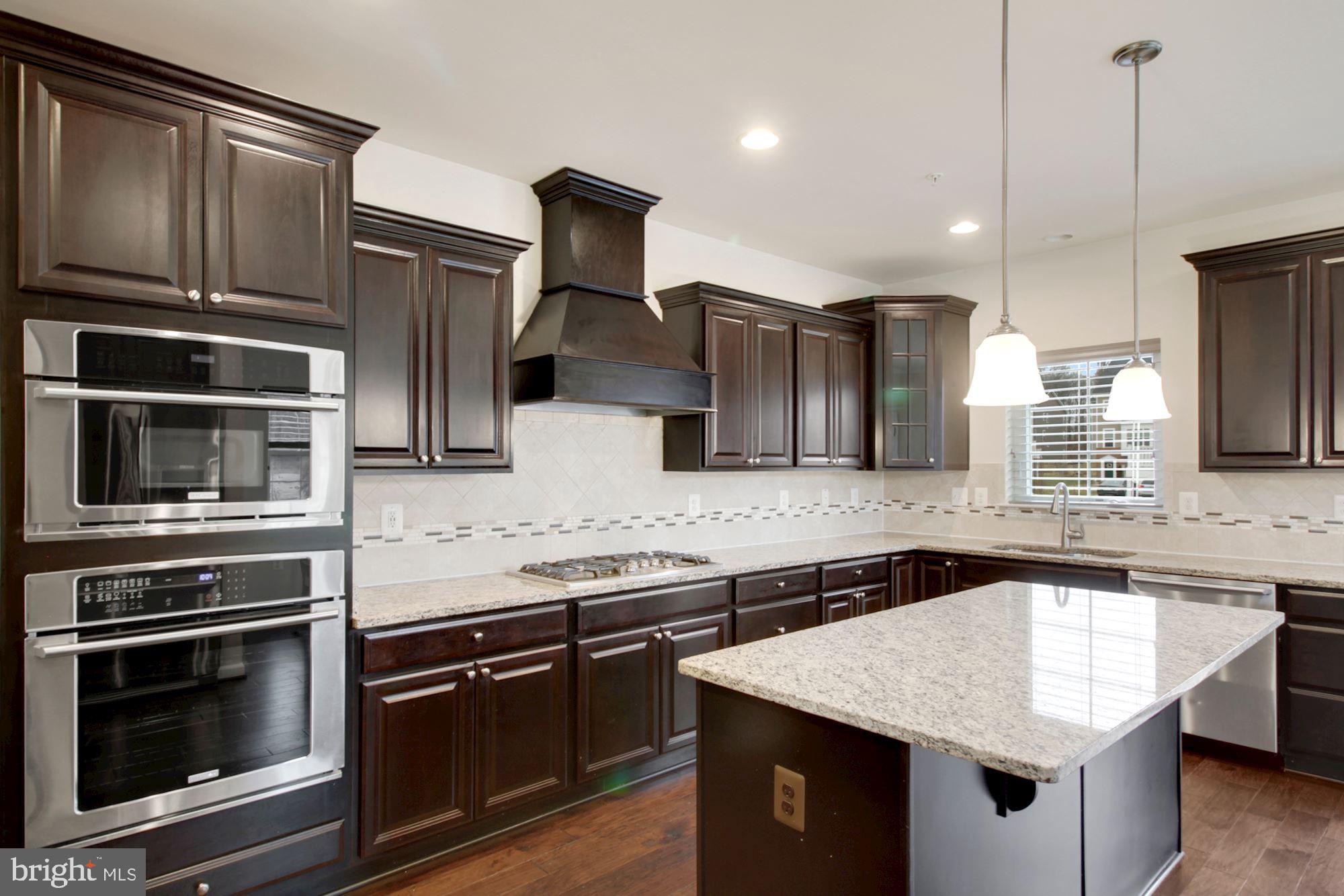 DORCHESTER VIEW - Residential Lease