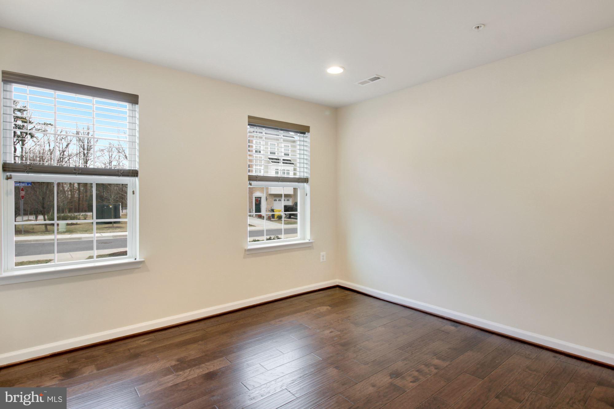 DORCHESTER VIEW - Residential Lease