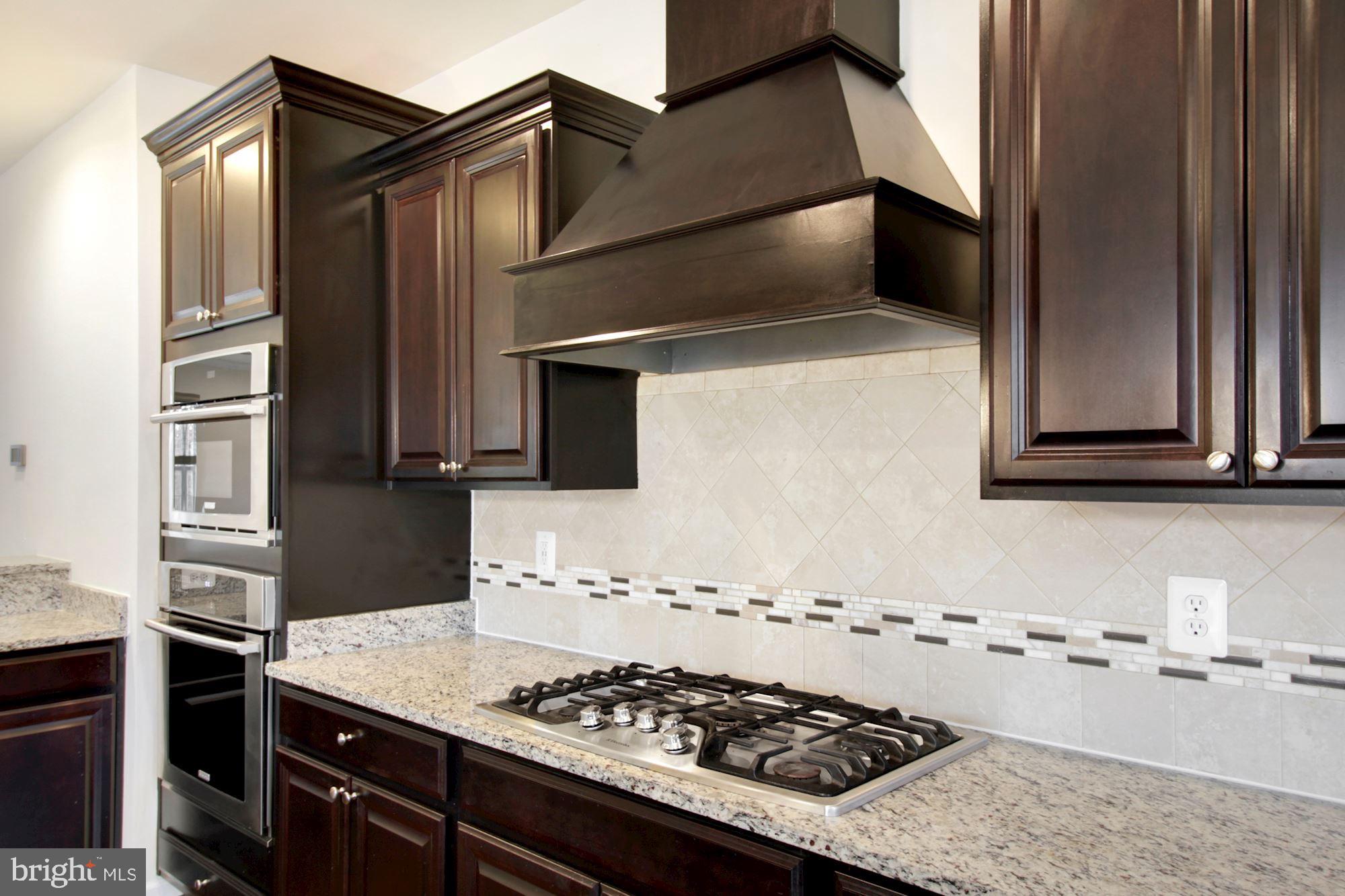 DORCHESTER VIEW - Residential Lease