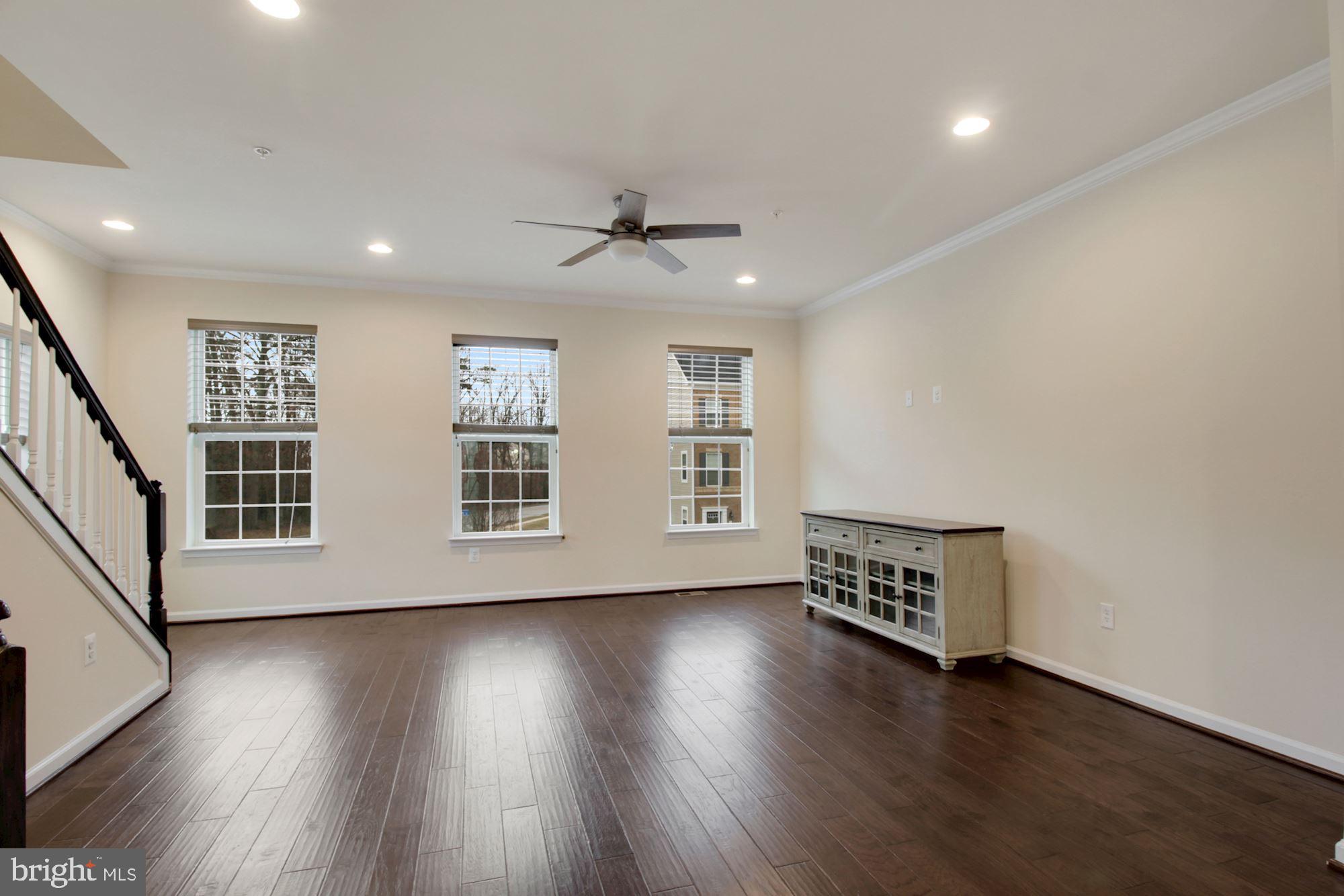 DORCHESTER VIEW - Residential Lease