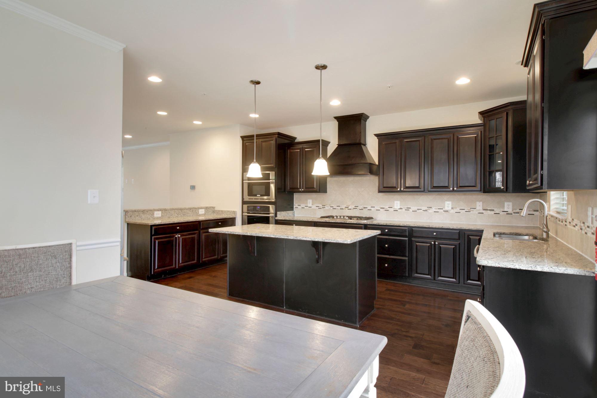 DORCHESTER VIEW - Residential Lease