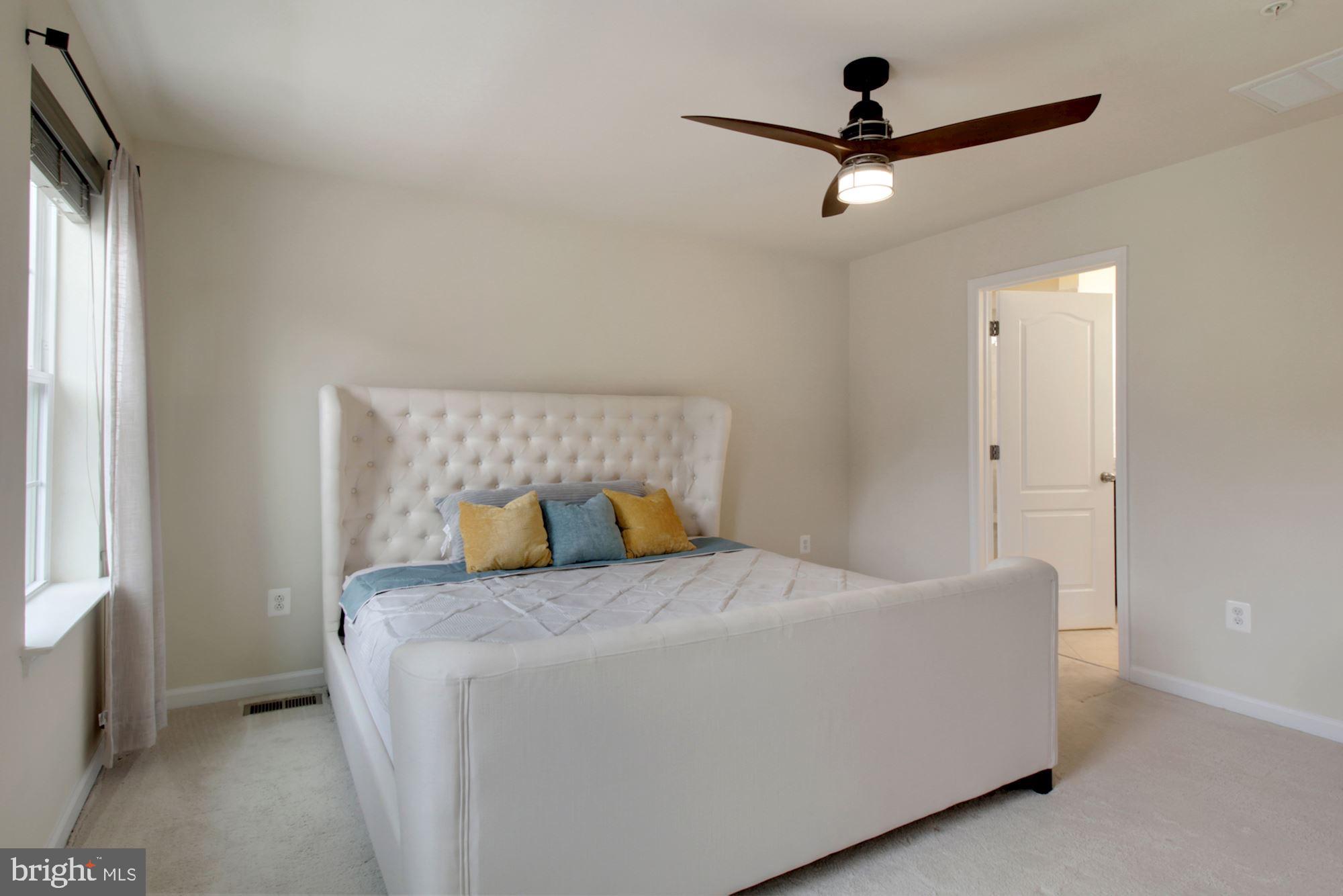 DORCHESTER VIEW - Residential Lease