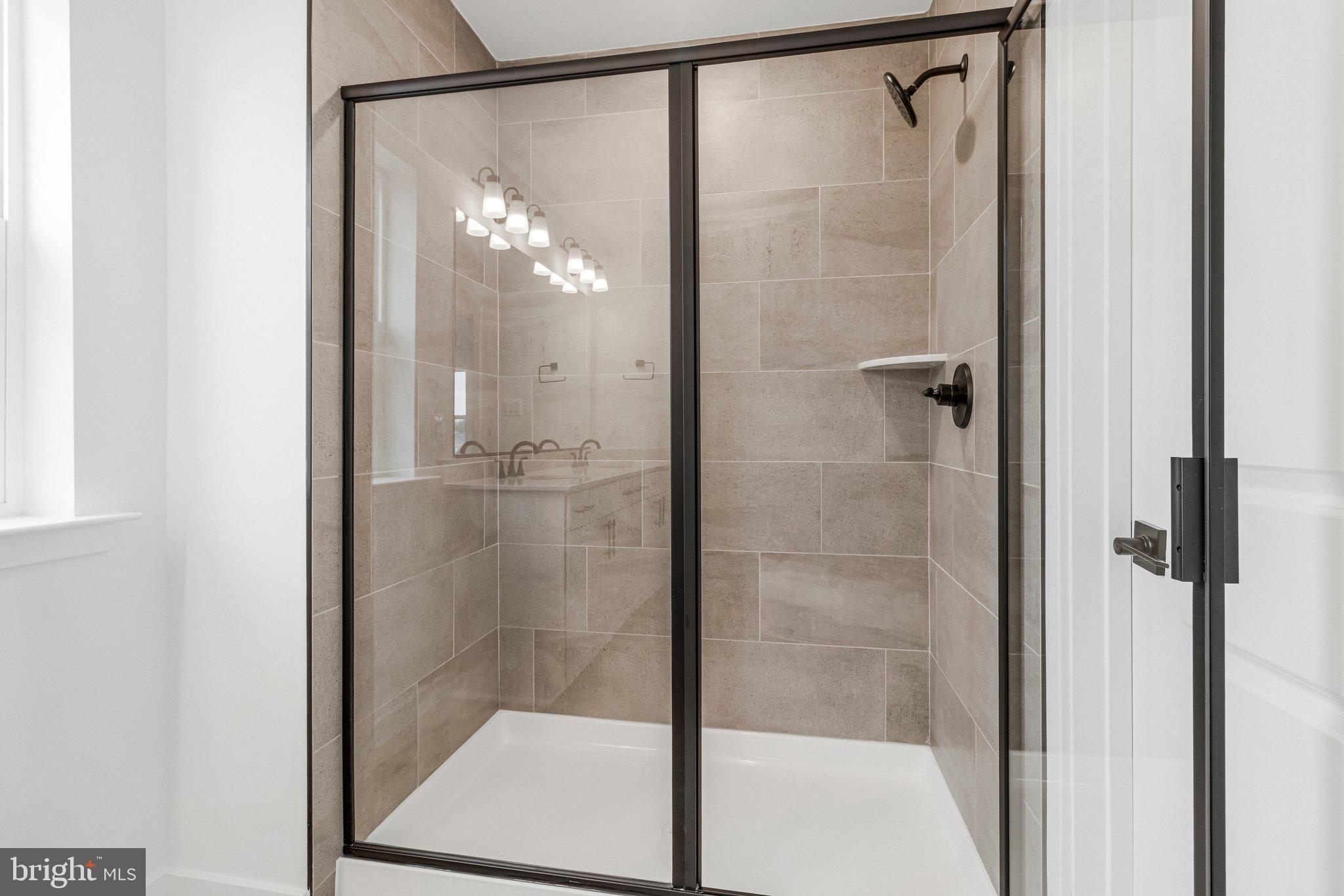 ELMWOOD FARM - Residential