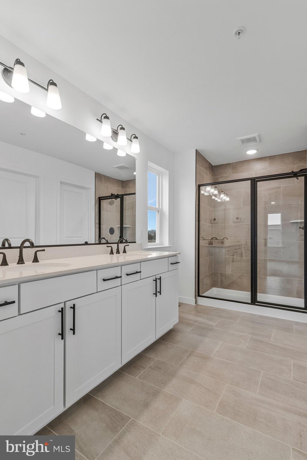 ELMWOOD FARM - Residential