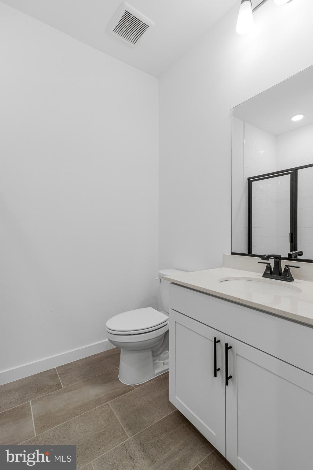 ELMWOOD FARM - Residential