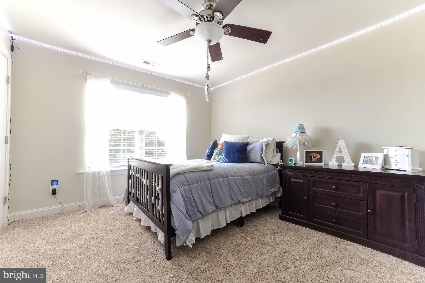 PEMBROOKE - Residential