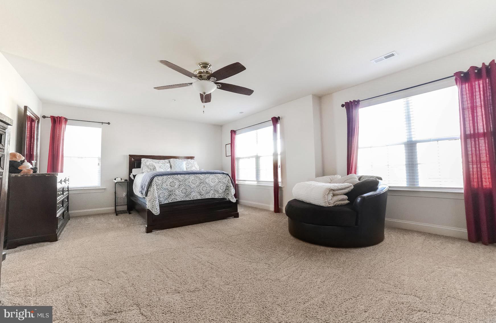 PEMBROOKE - Residential