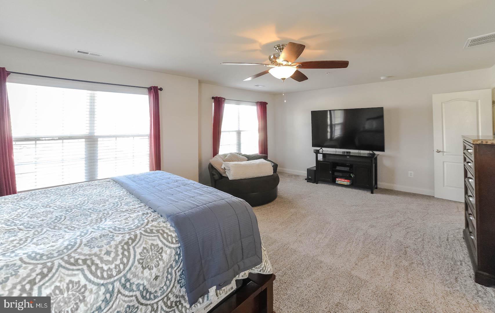 PEMBROOKE - Residential