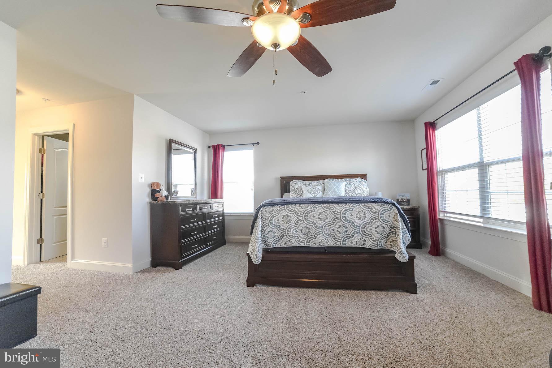 PEMBROOKE - Residential