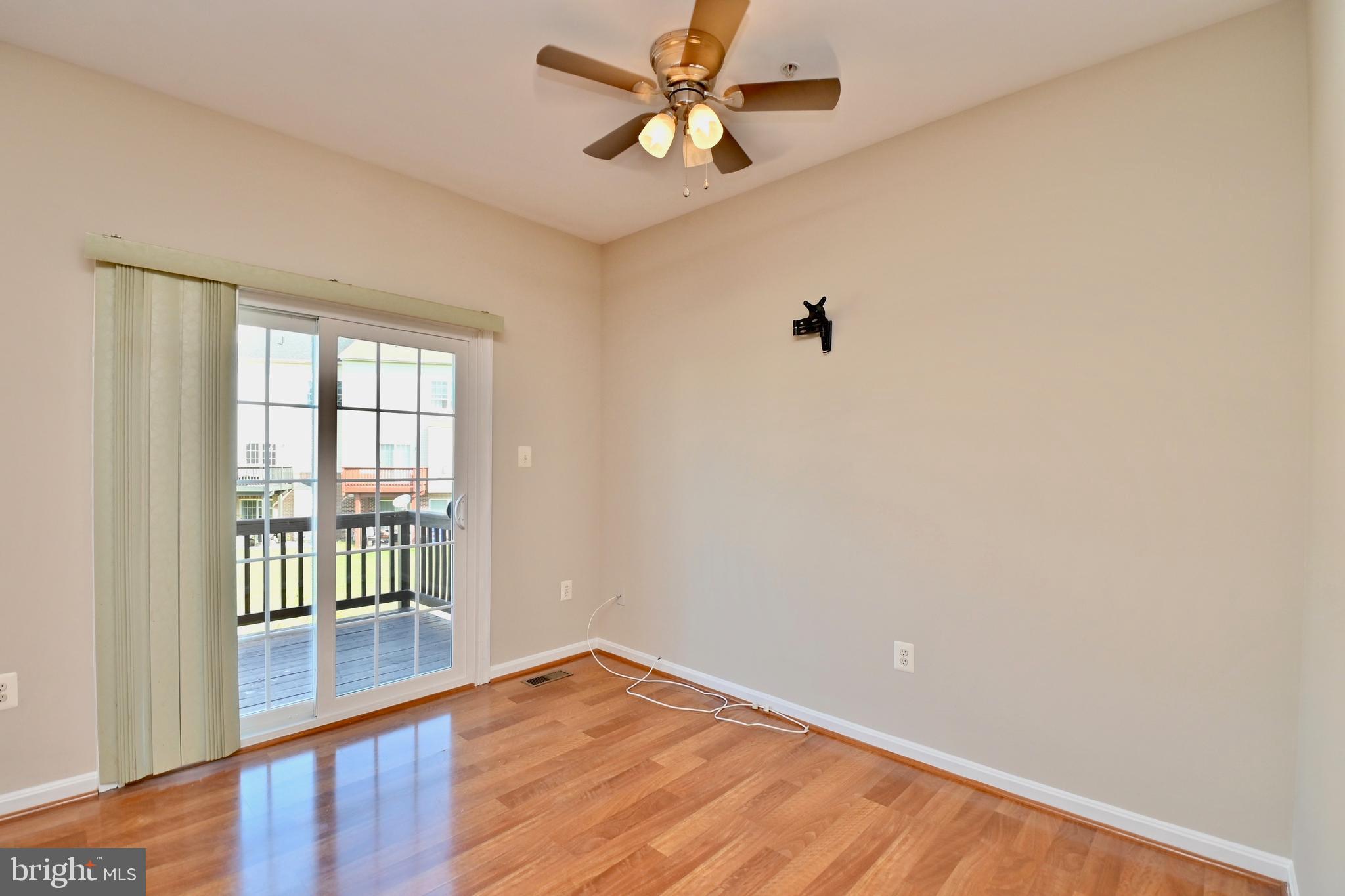 ST CHARLES SUB - SHEFFIELD - Residential Lease