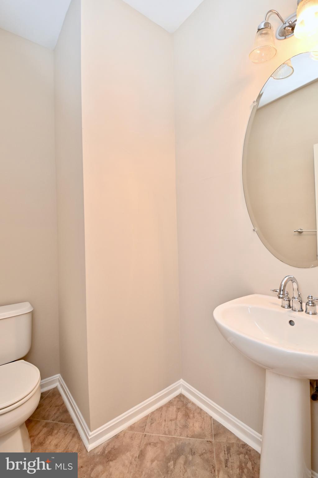 ST CHARLES SUB - SHEFFIELD - Residential Lease