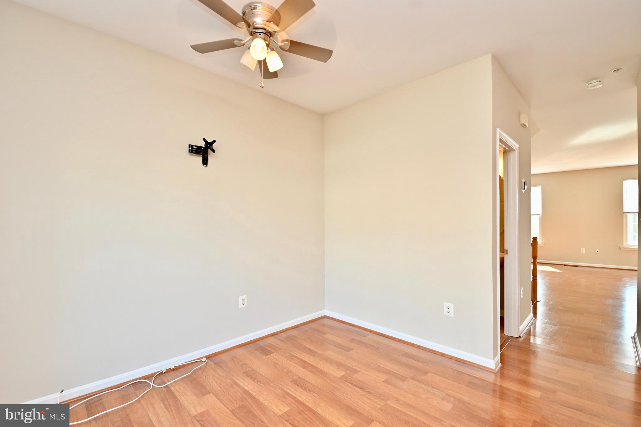 ST CHARLES SUB - SHEFFIELD - Residential Lease