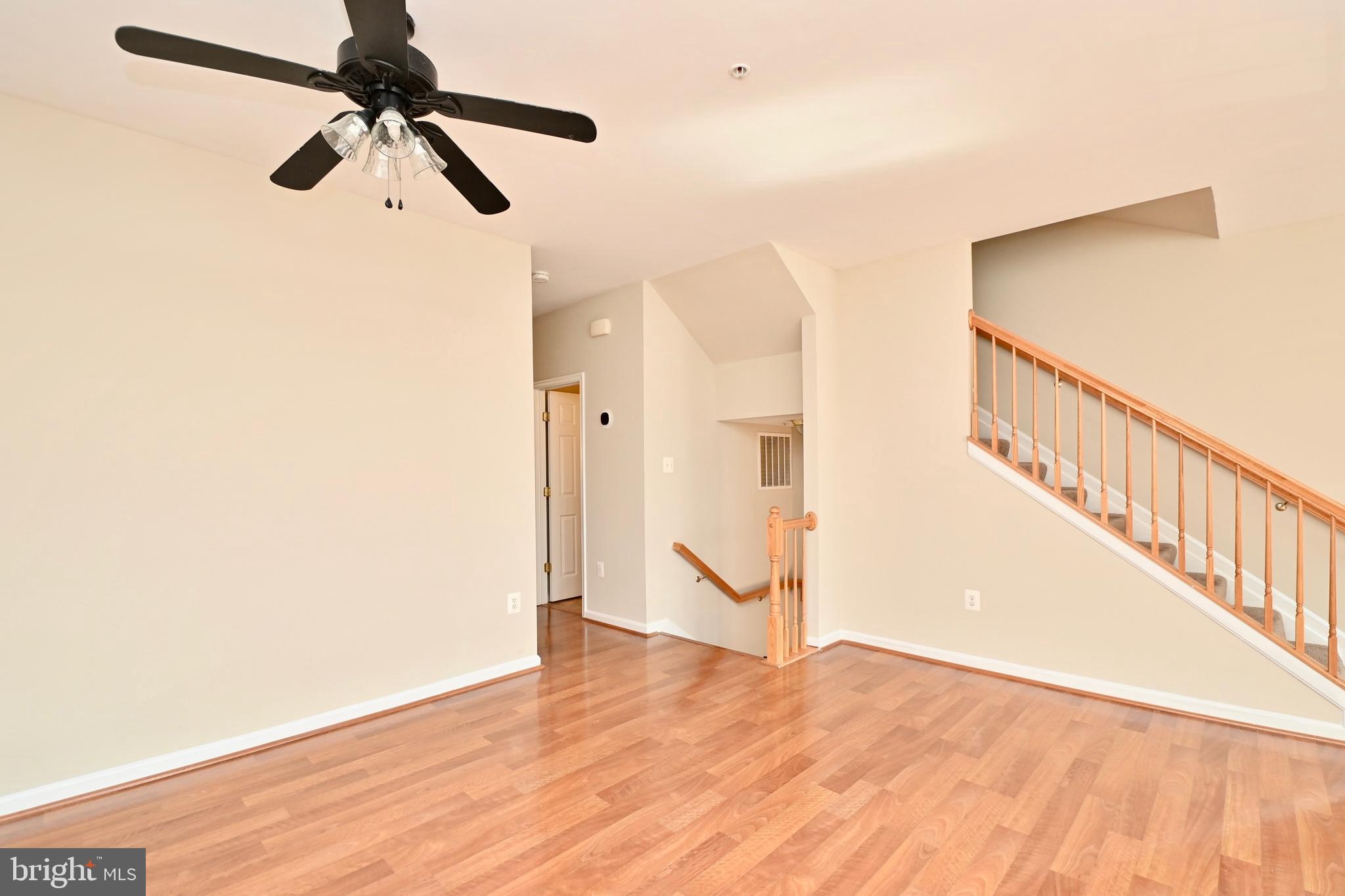 ST CHARLES SUB - SHEFFIELD - Residential Lease