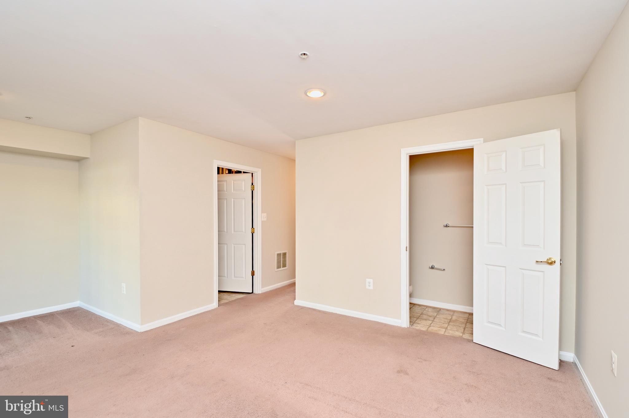 ST CHARLES SUB - SHEFFIELD - Residential Lease