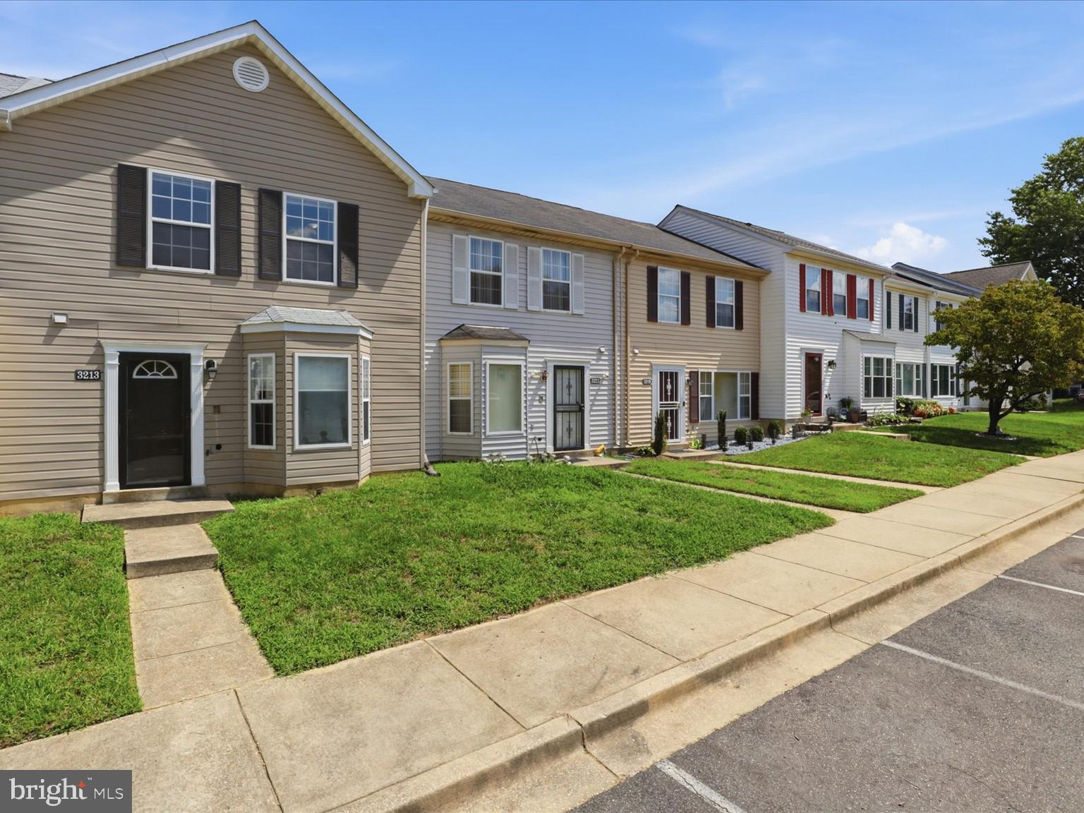 3213 PRINCE RANIER PLACE