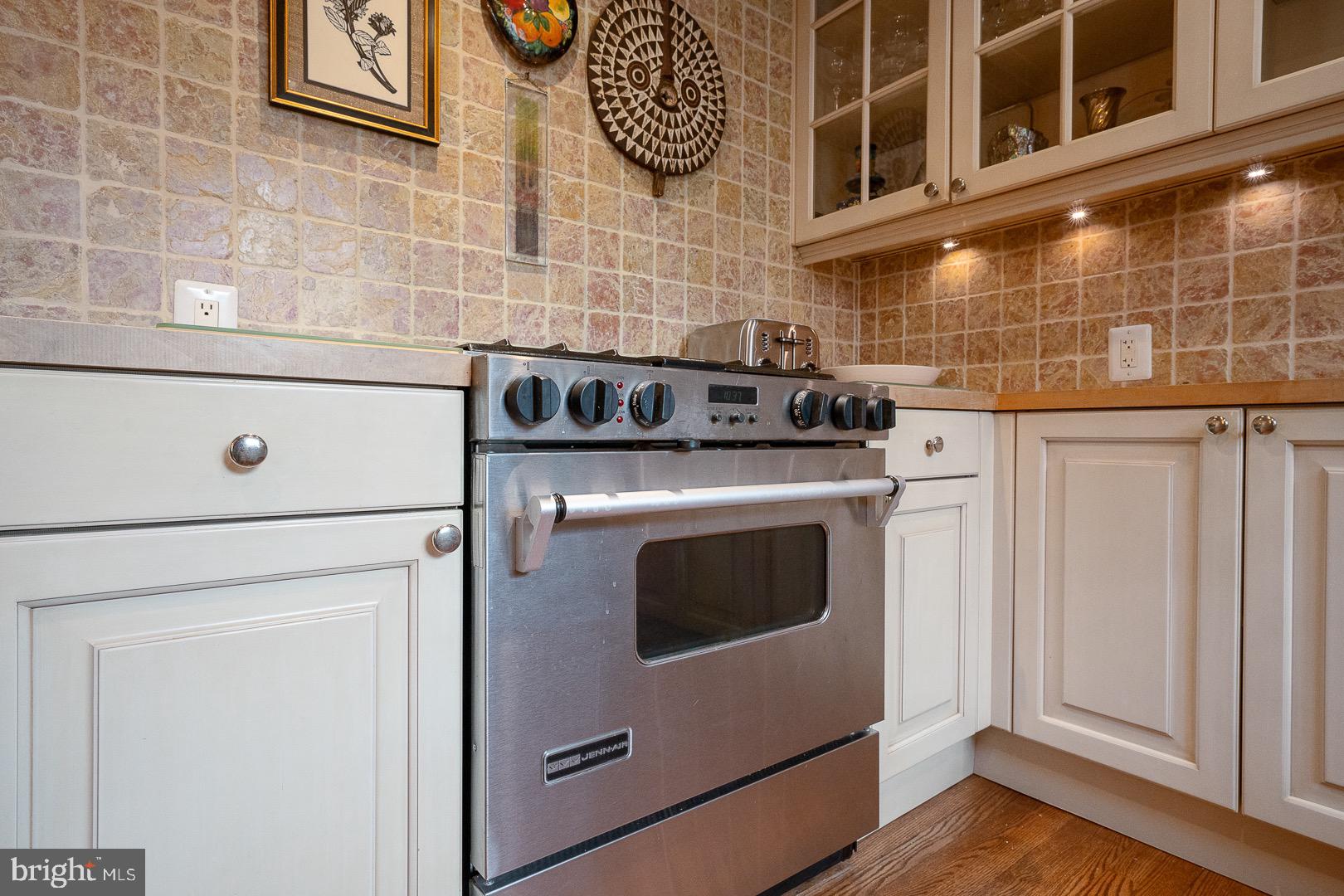 MERION STATION - Residential