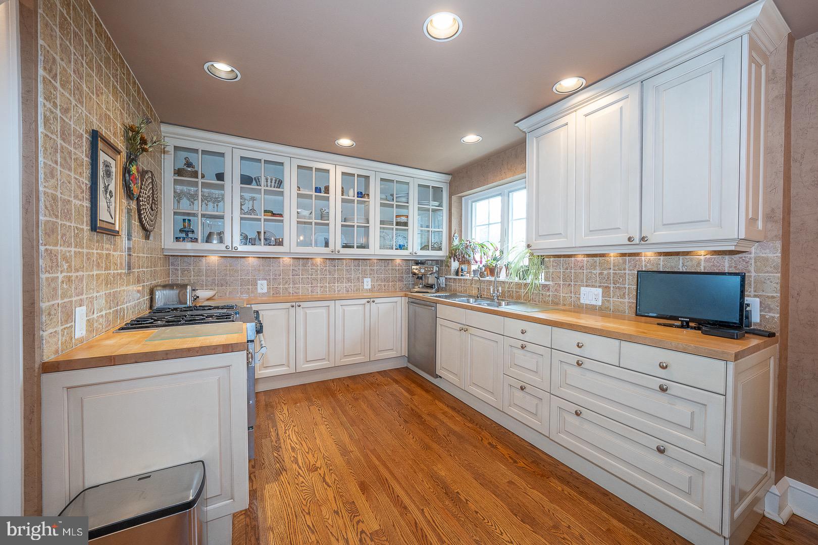 MERION STATION - Residential